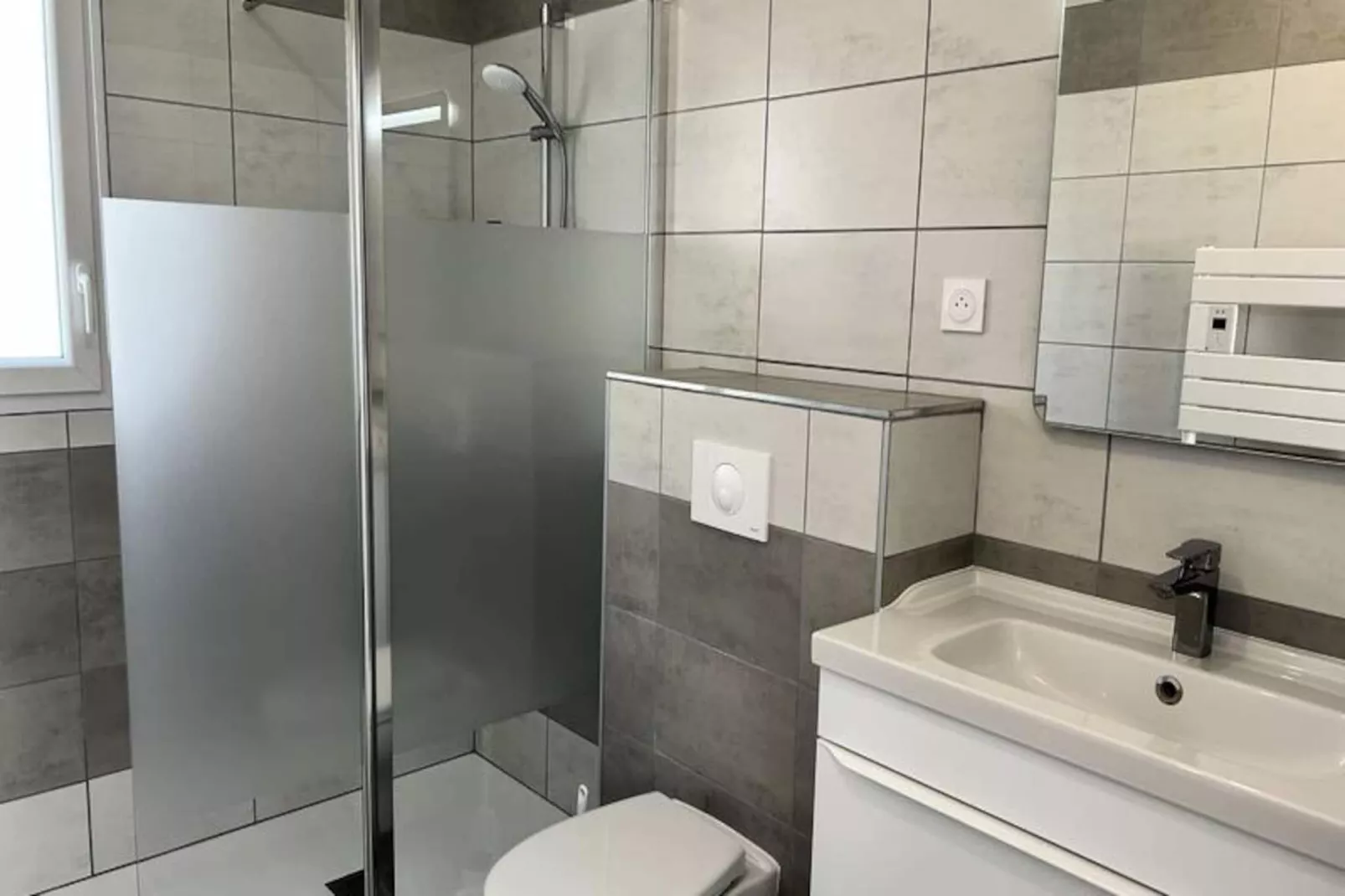 Résidence 306-frehel-Niet-getagd