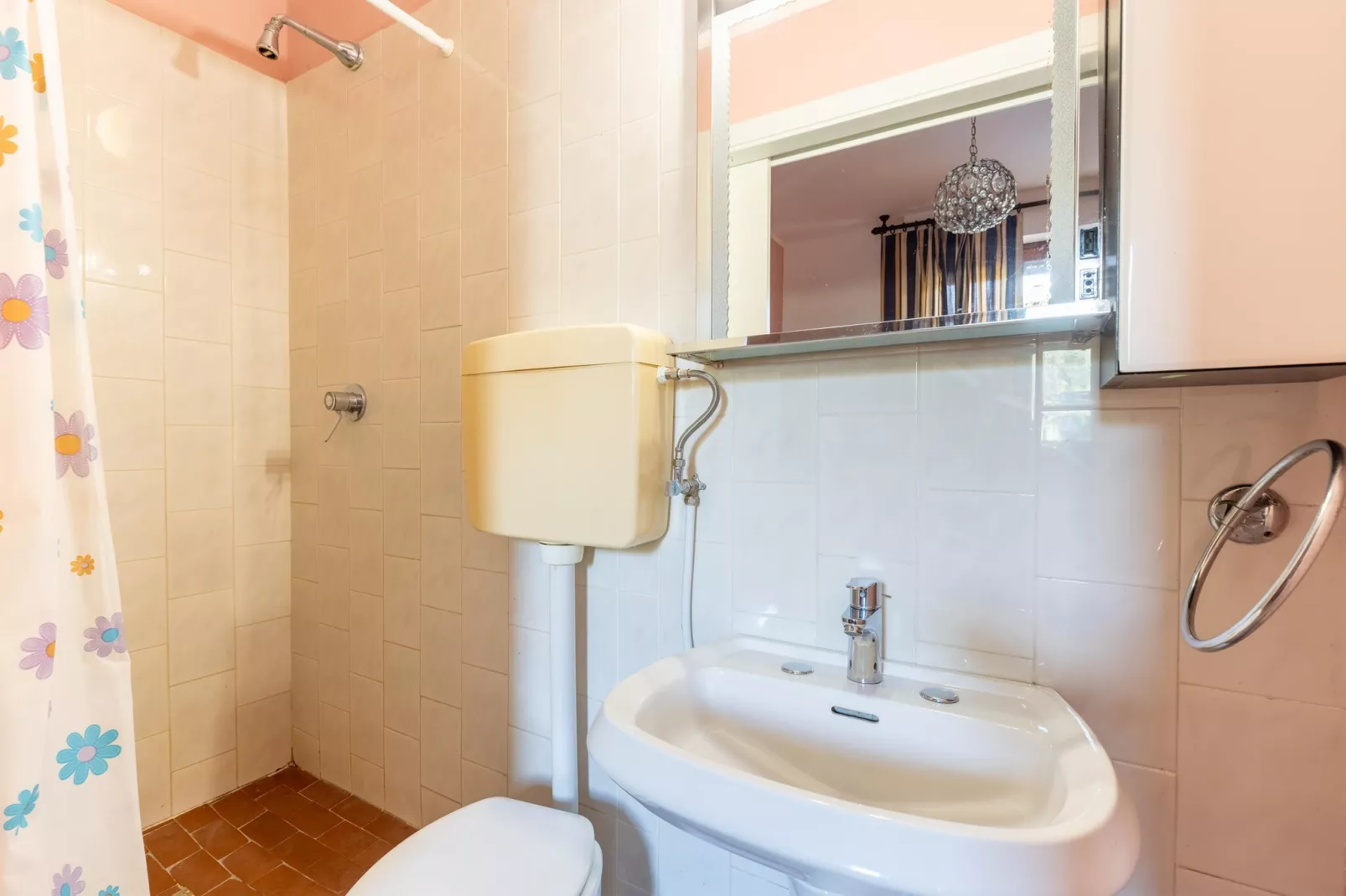 Casa Tommaso - Quadri P T - 8 pax-Badkamer