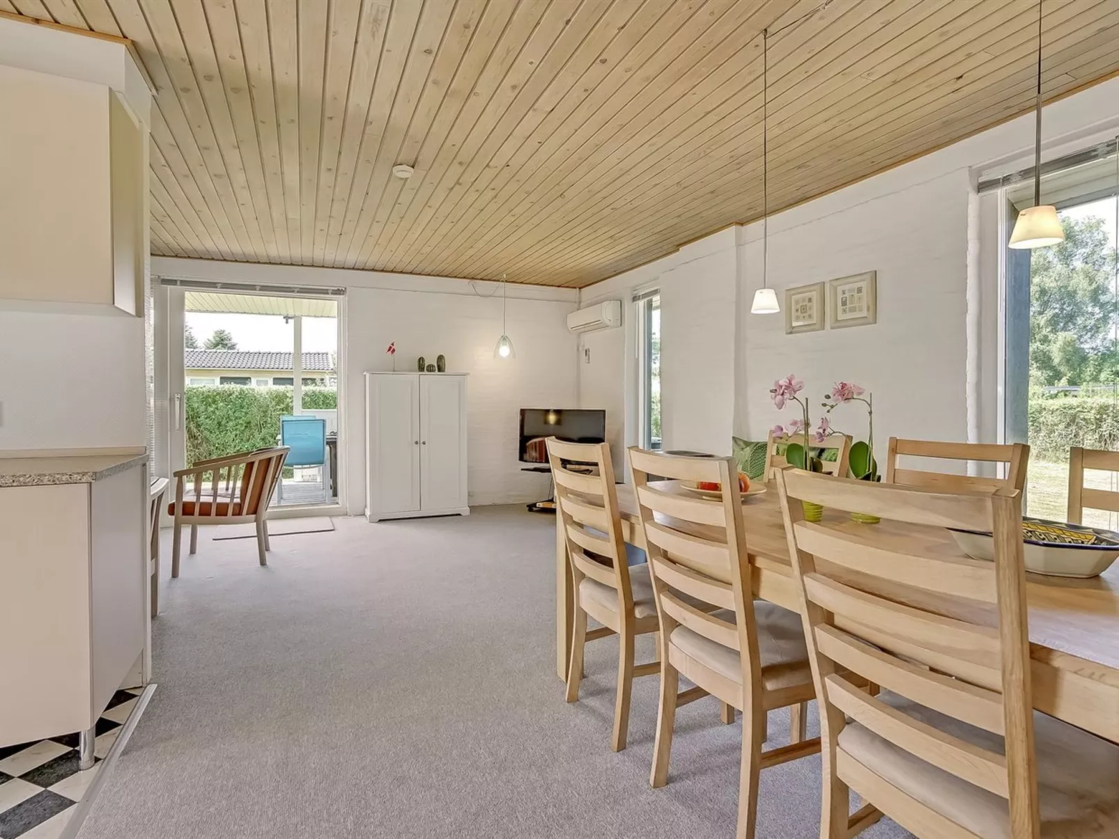 "Undine" - 300m from the sea-Binnen