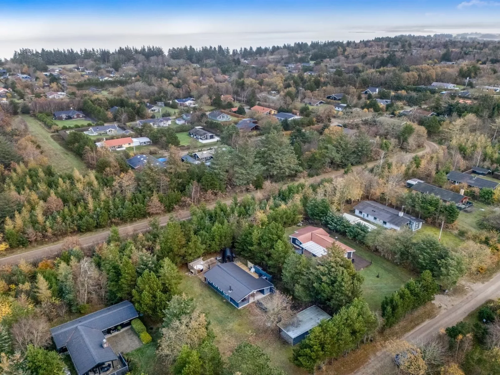 "Toimi" - 500m to the fjord-Buiten