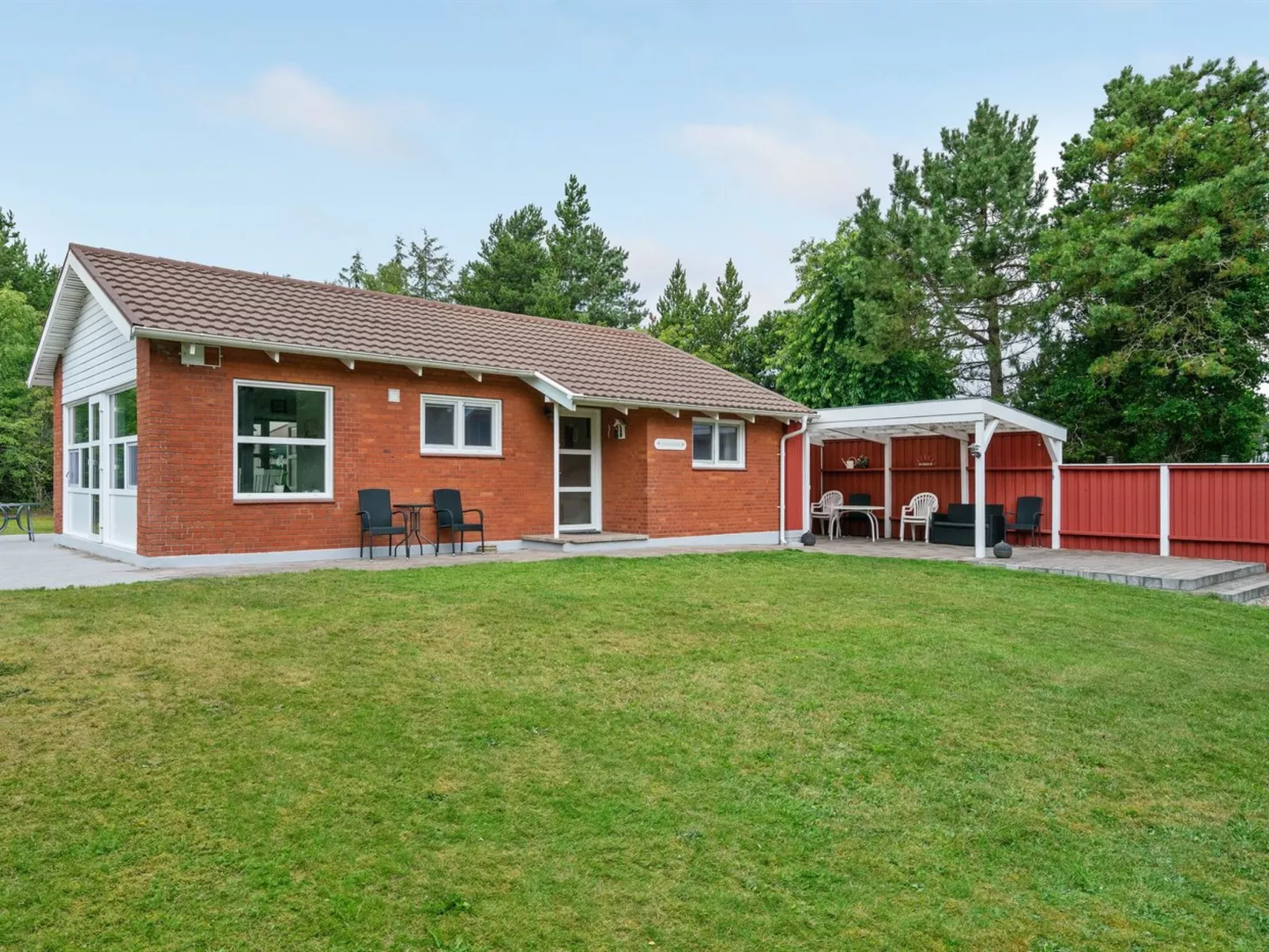 "Gwen" - 2.7km from the sea-Buiten