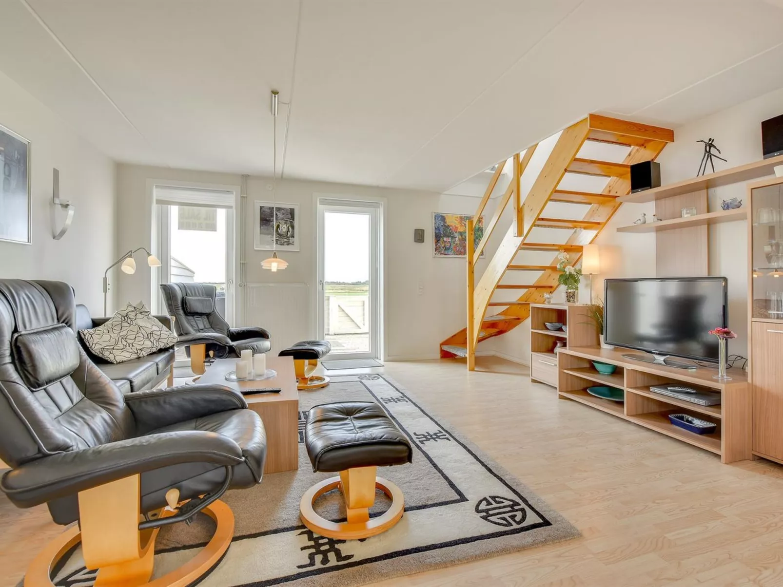 "Helvig" - 2.3km from the sea - Binnen