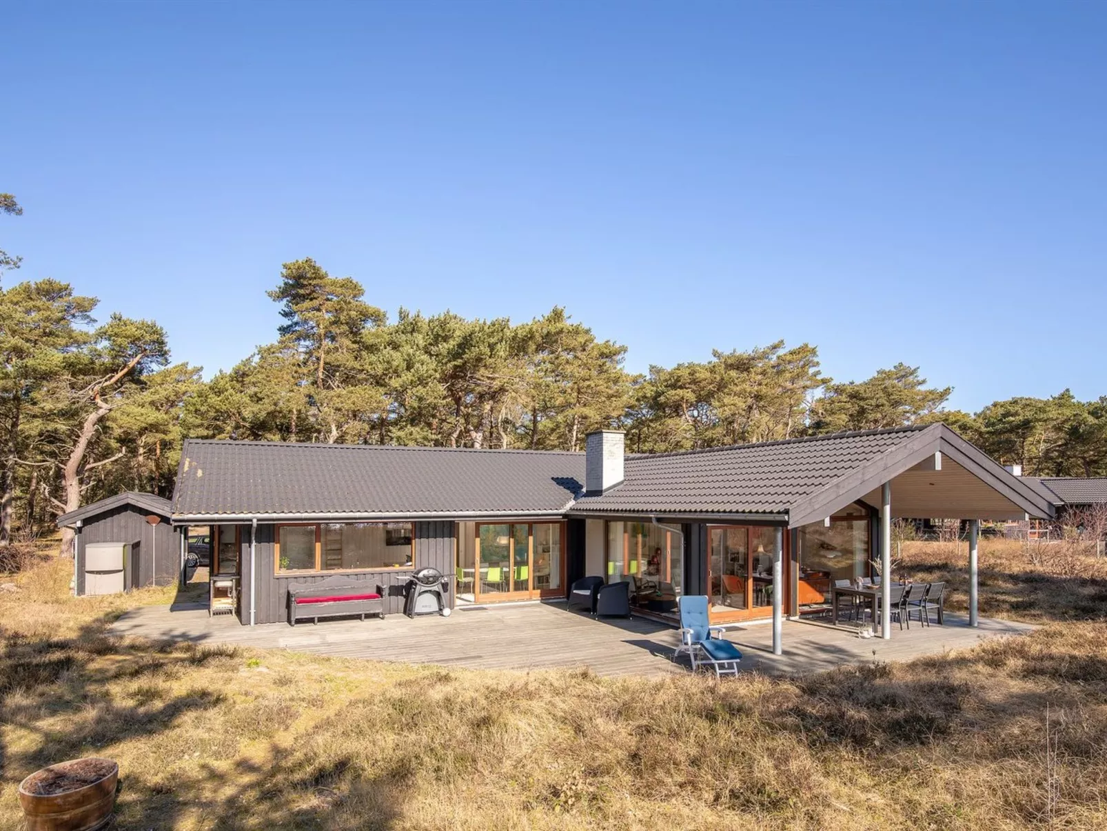 "Unto" - 25m from the sea-Buiten