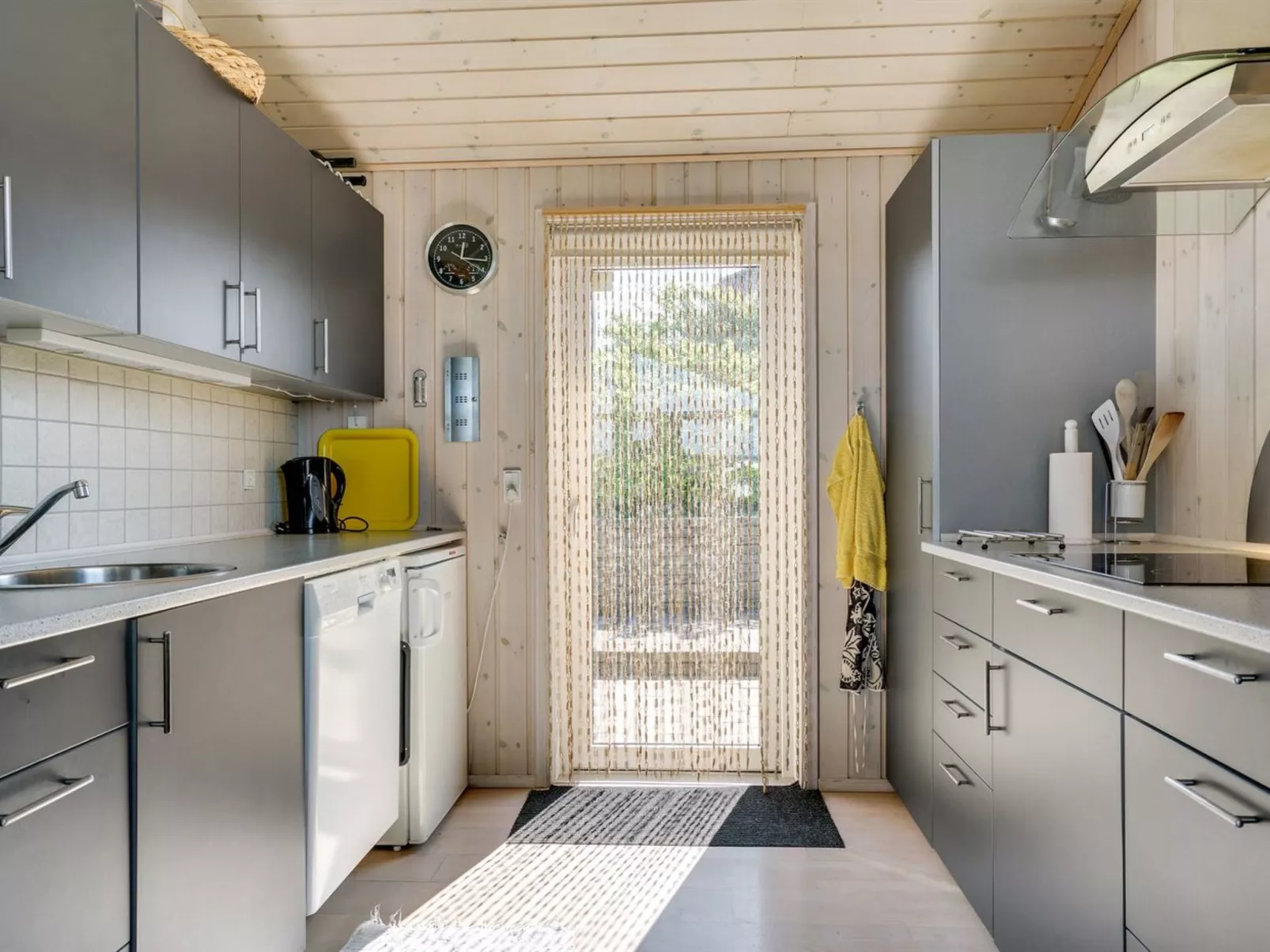 "Marjanna" - 350m from the sea-Binnen