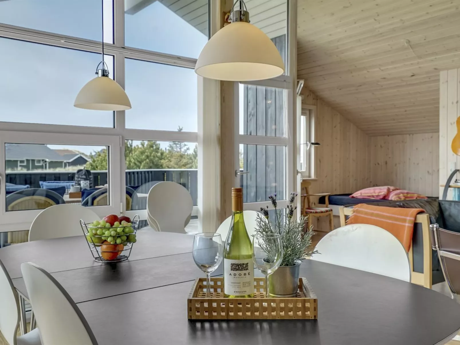 "Emppu" - 400m from the sea-Binnen