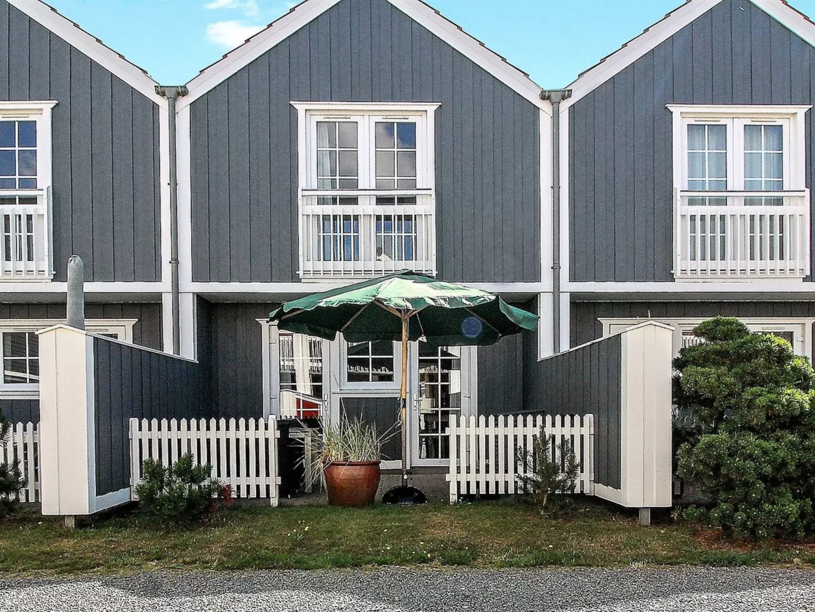 "Vinny" - 1.2km from the sea-Buiten