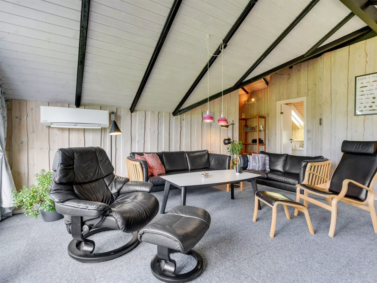 "Joona" - 600m from the sea-Binnen