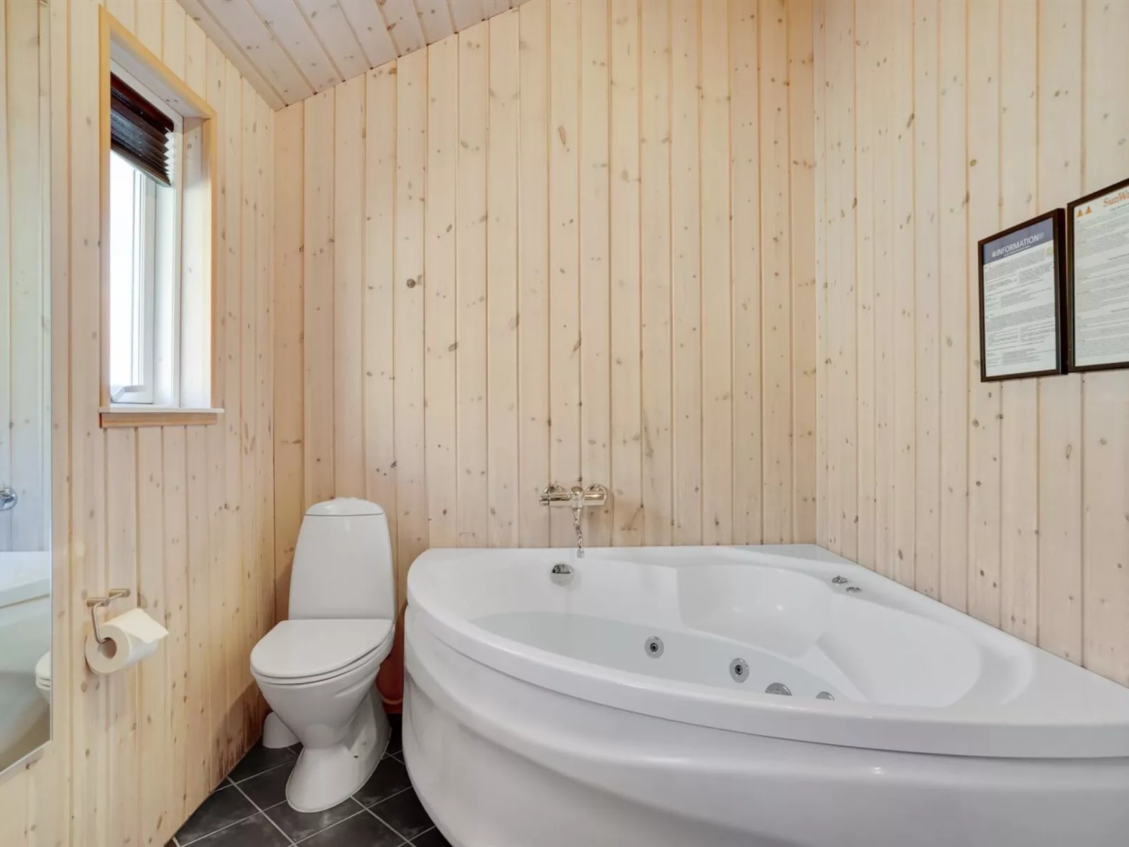 "Wilke" -  from the sea-Binnen