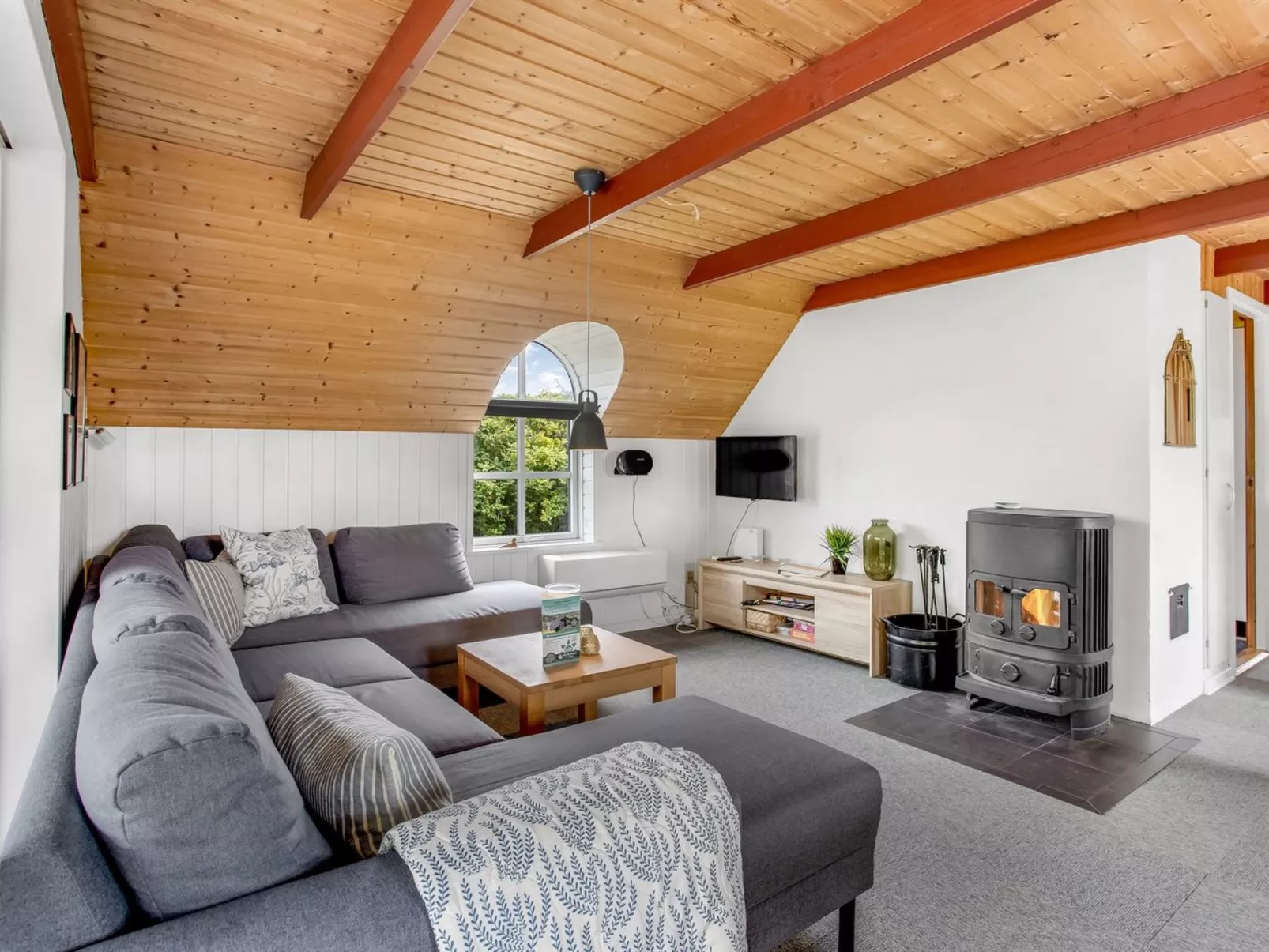 "Pia" - 400m from the sea-Binnen