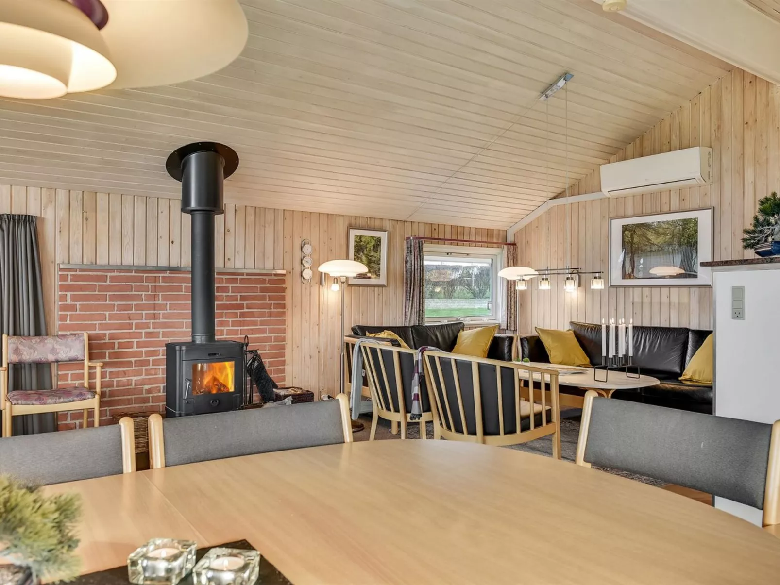 "Hjalmar" - 400m from the sea-Binnen