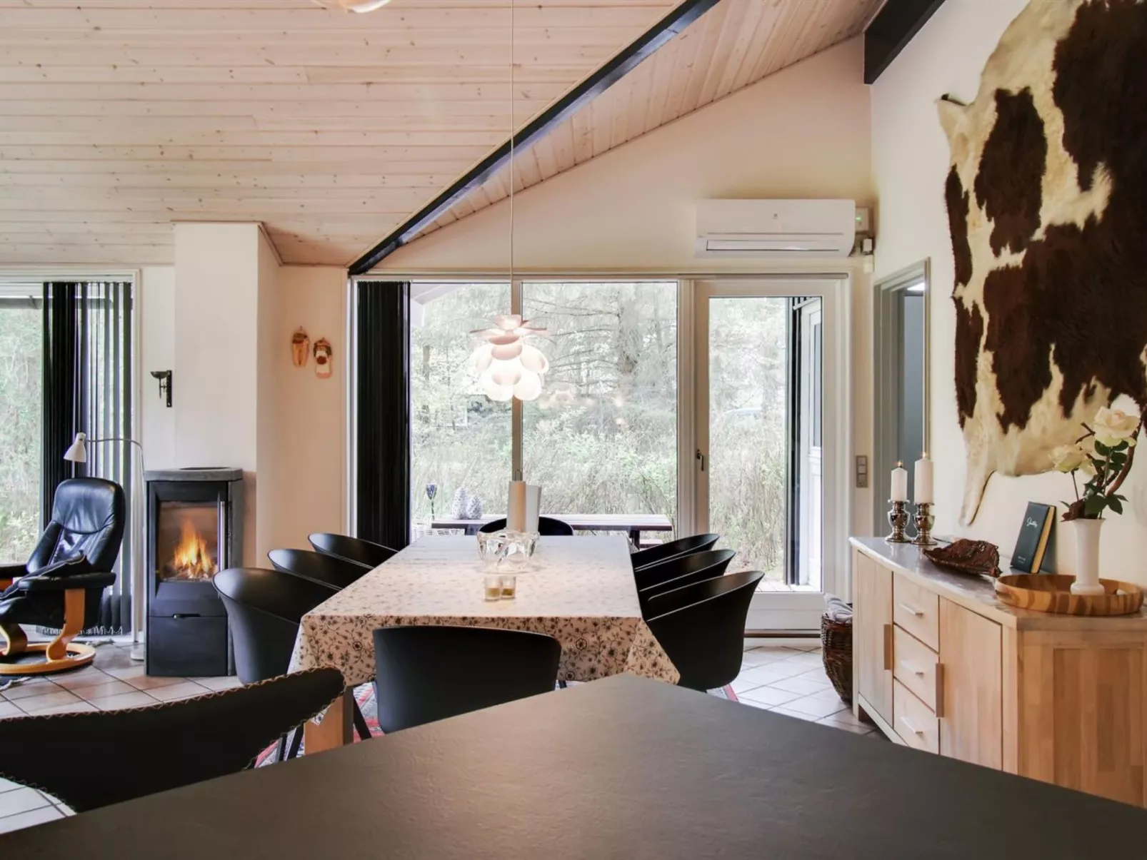 "Sora" - 2km from the sea-Binnen