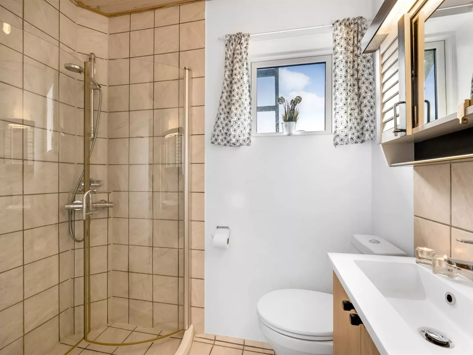 "Eluisa" - 300m from the sea-Binnen