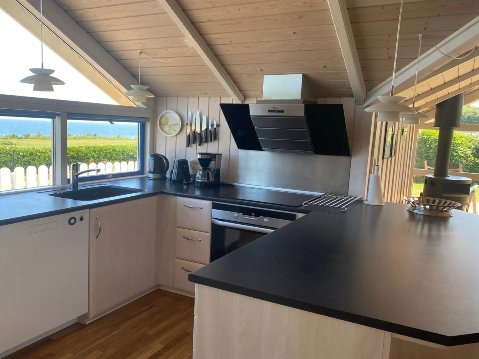 "Odin" - 200m from the sea-Binnen