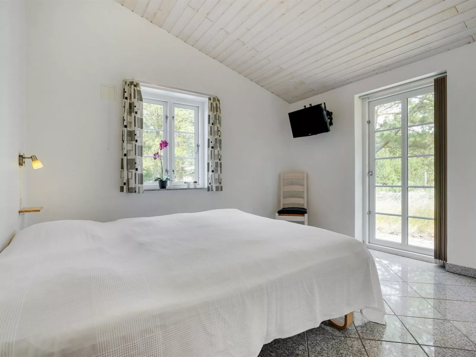 "Nana" - 4km from the sea-Binnen