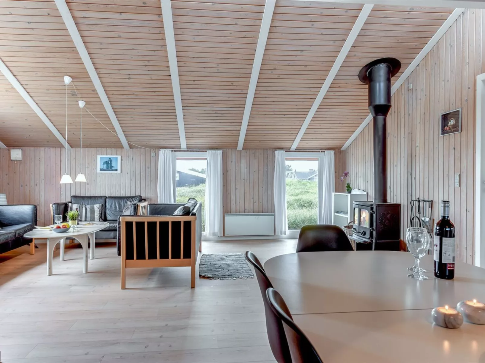 "Mogens" -  from the sea-Binnen