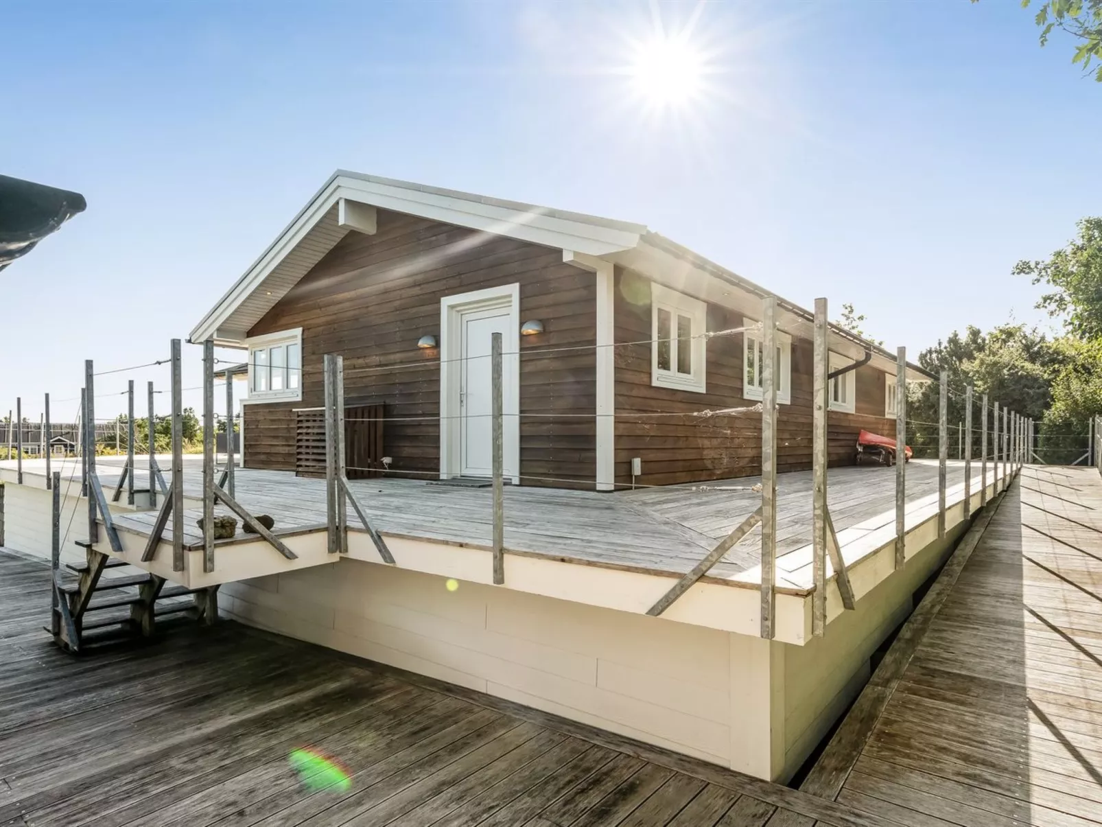 "Eljas" - 200m to the fjord-Buiten