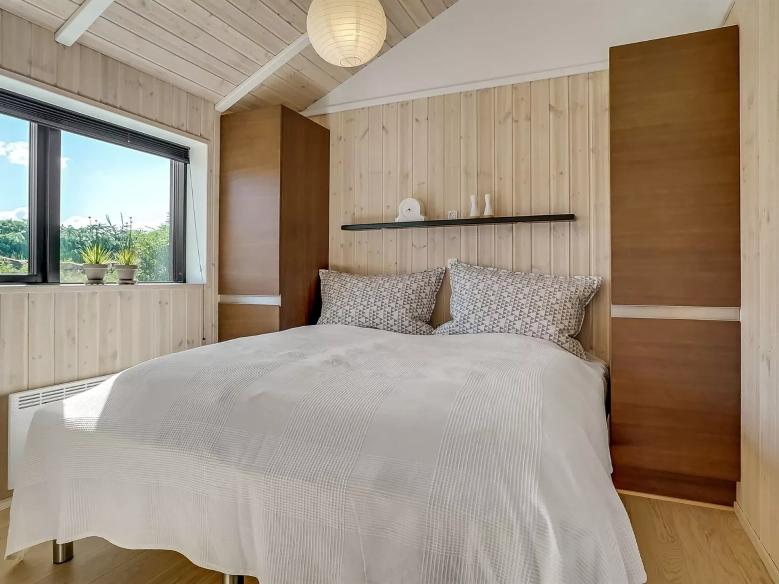 "Ilmarinen" - 561m from the sea-Binnen