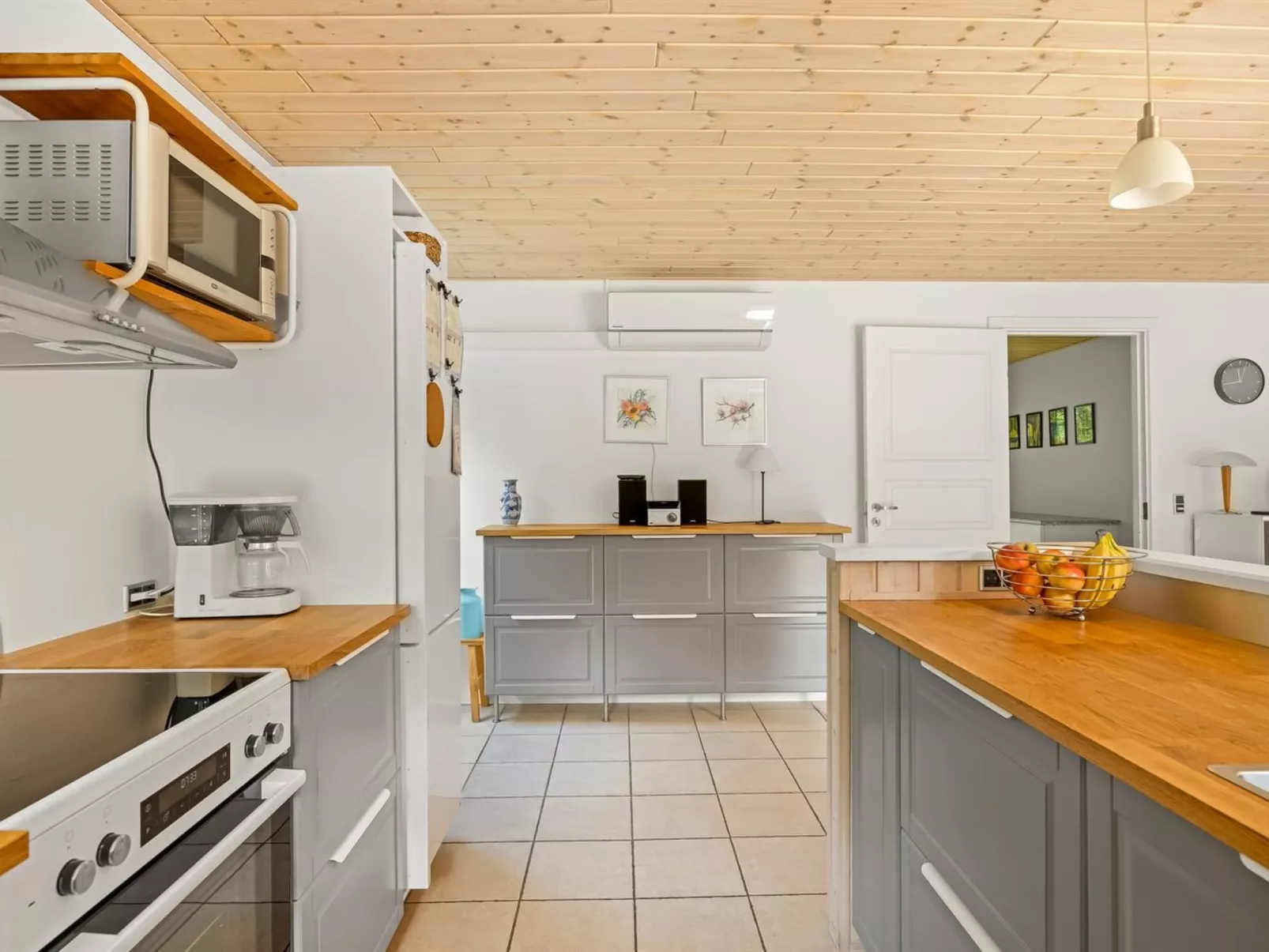 "Filimena" - 350m from the sea-Binnen