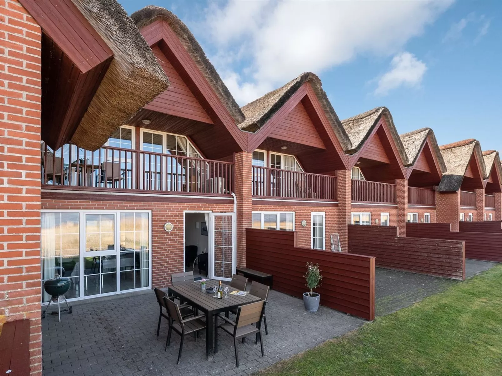 "Deljan" - 3.5km from the sea-Buiten