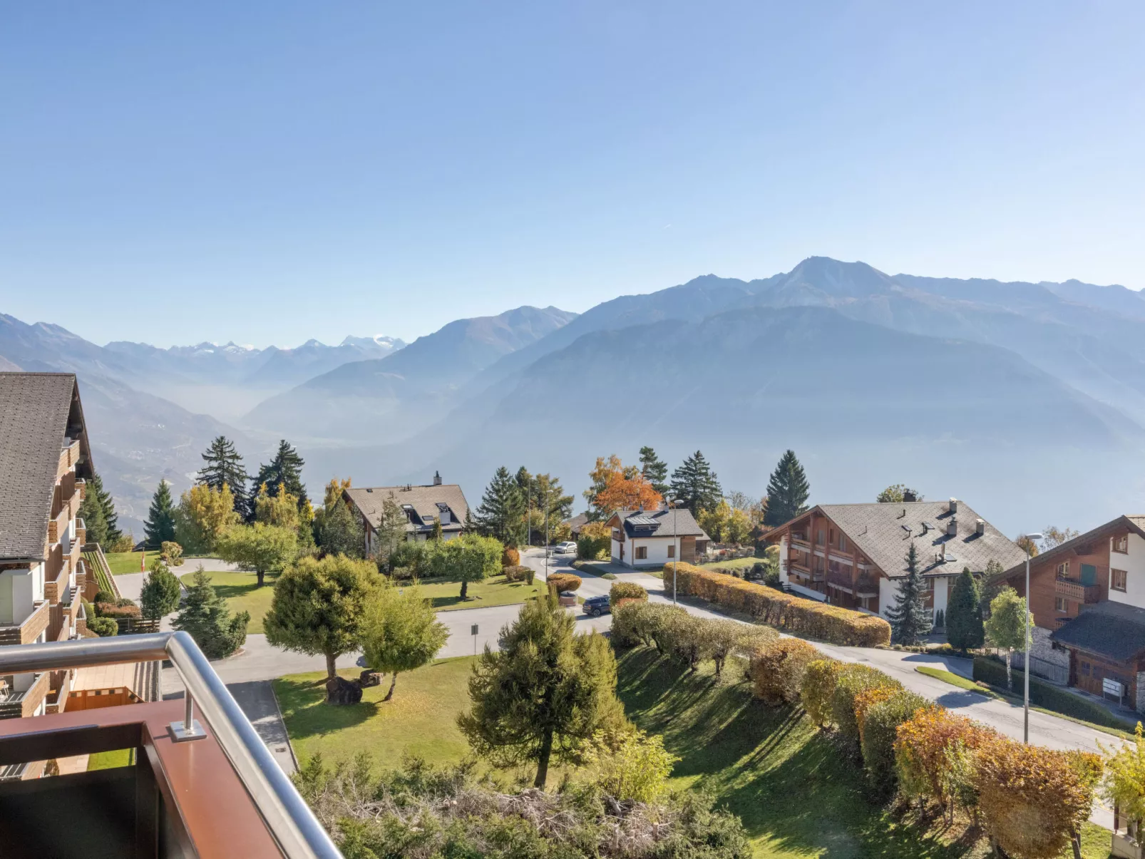 Lisière-Sud A 17-Buiten