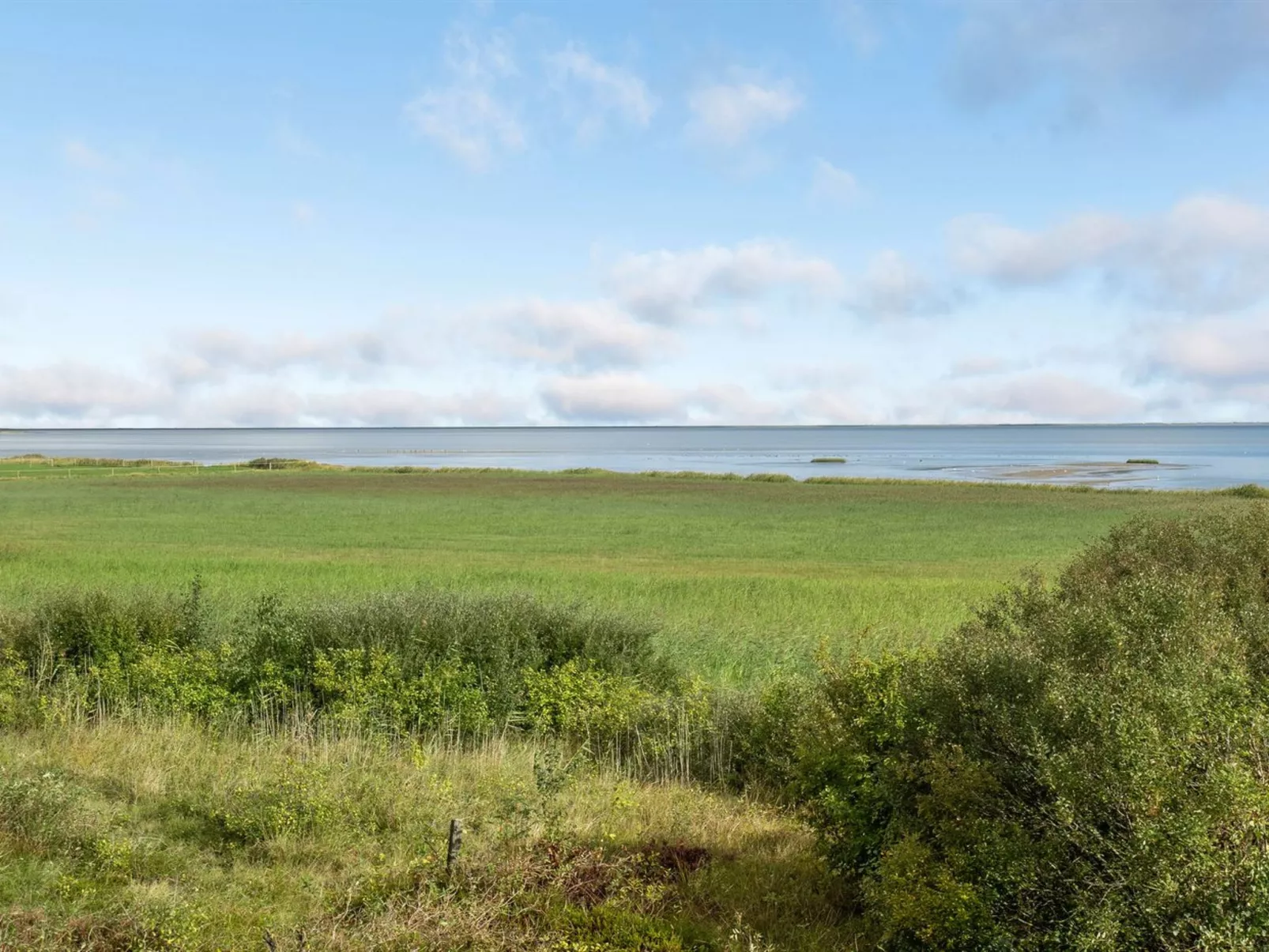 "Toralf" - 3.5km from the sea-Buiten