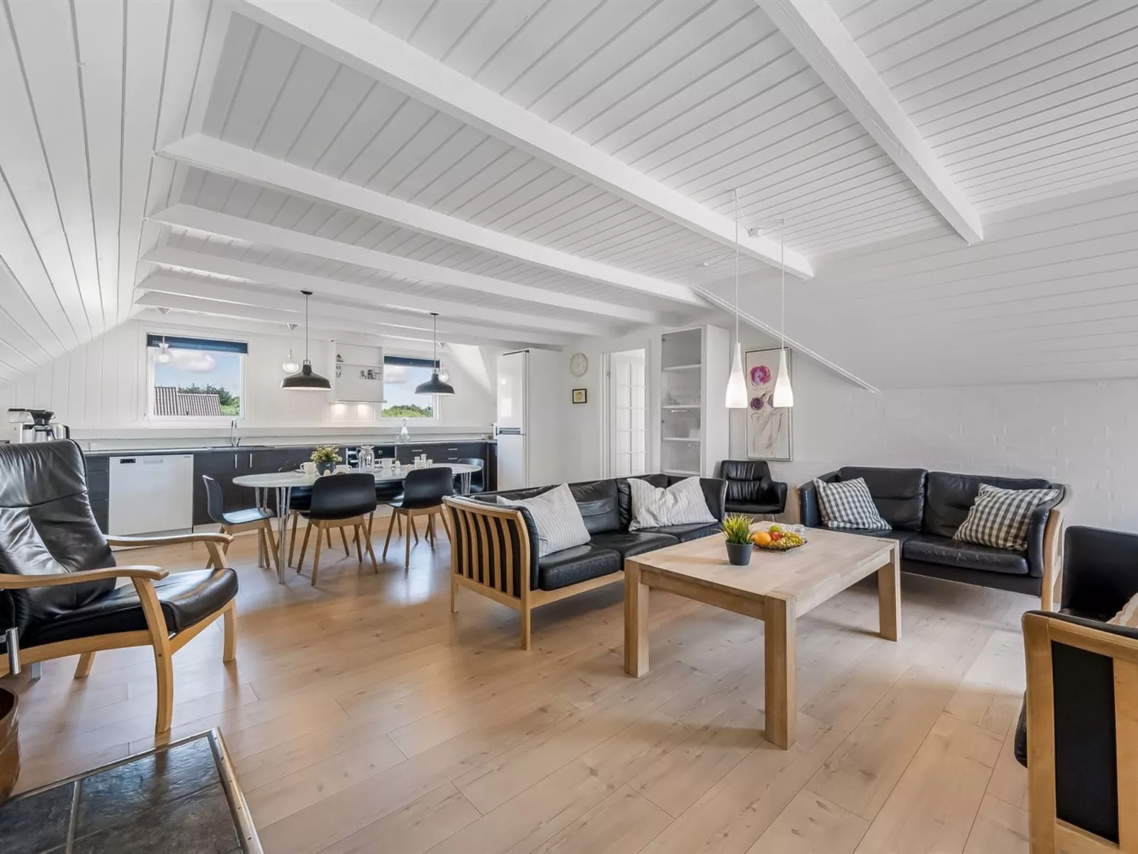 "Lidija" - 850m from the sea-Binnen