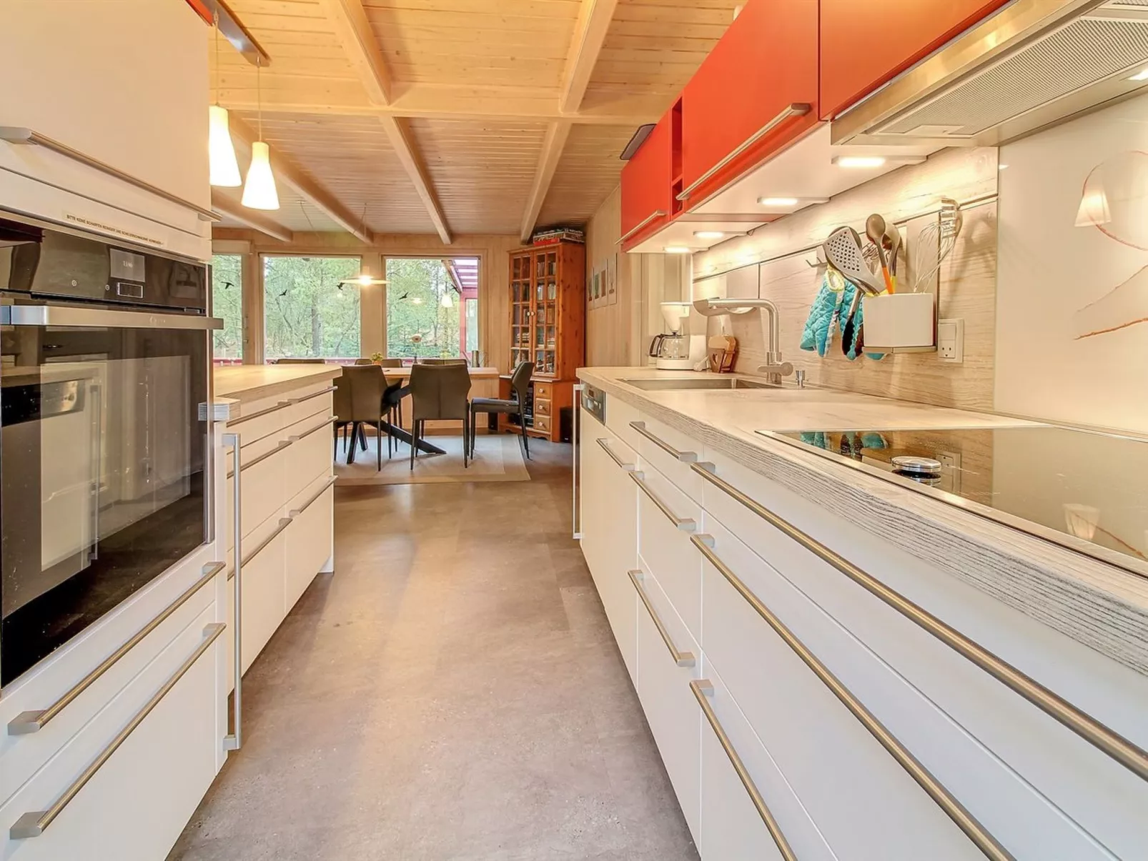 "Nandolf" - 3.5km from the sea-Binnen