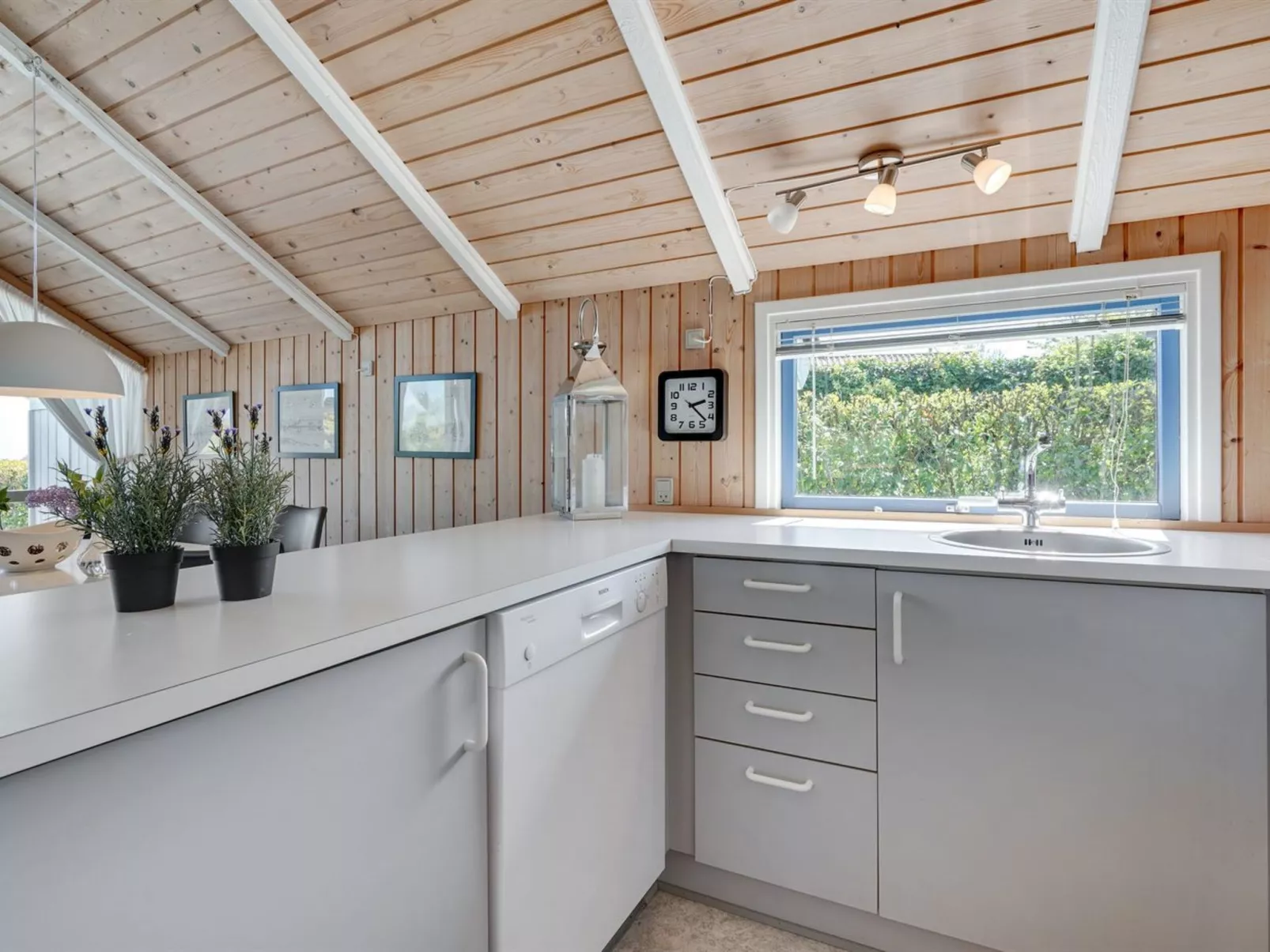 "Jarmericus" - 300m from the sea-Binnen