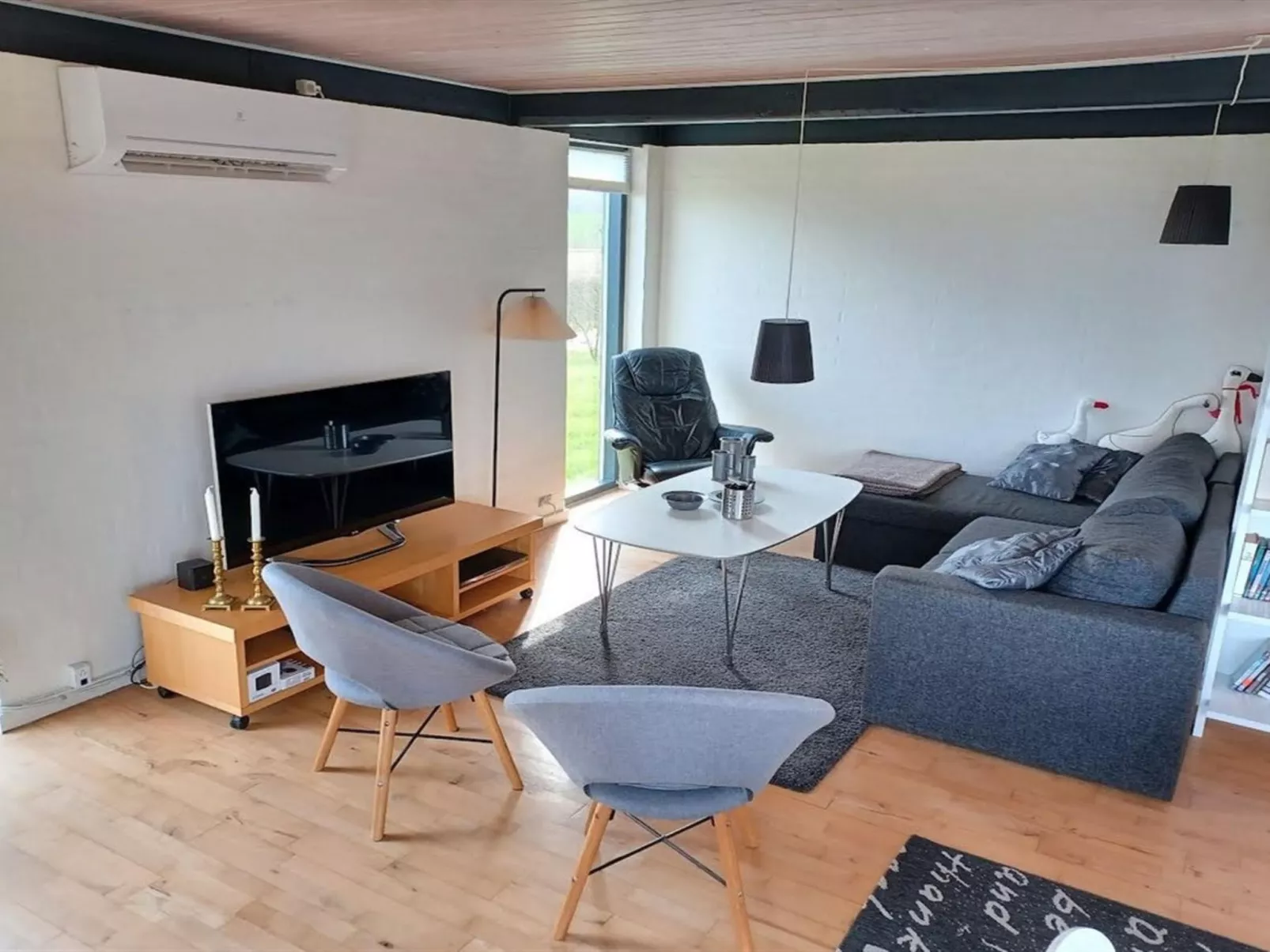 "Kiowa" - 100m from the sea-Binnen