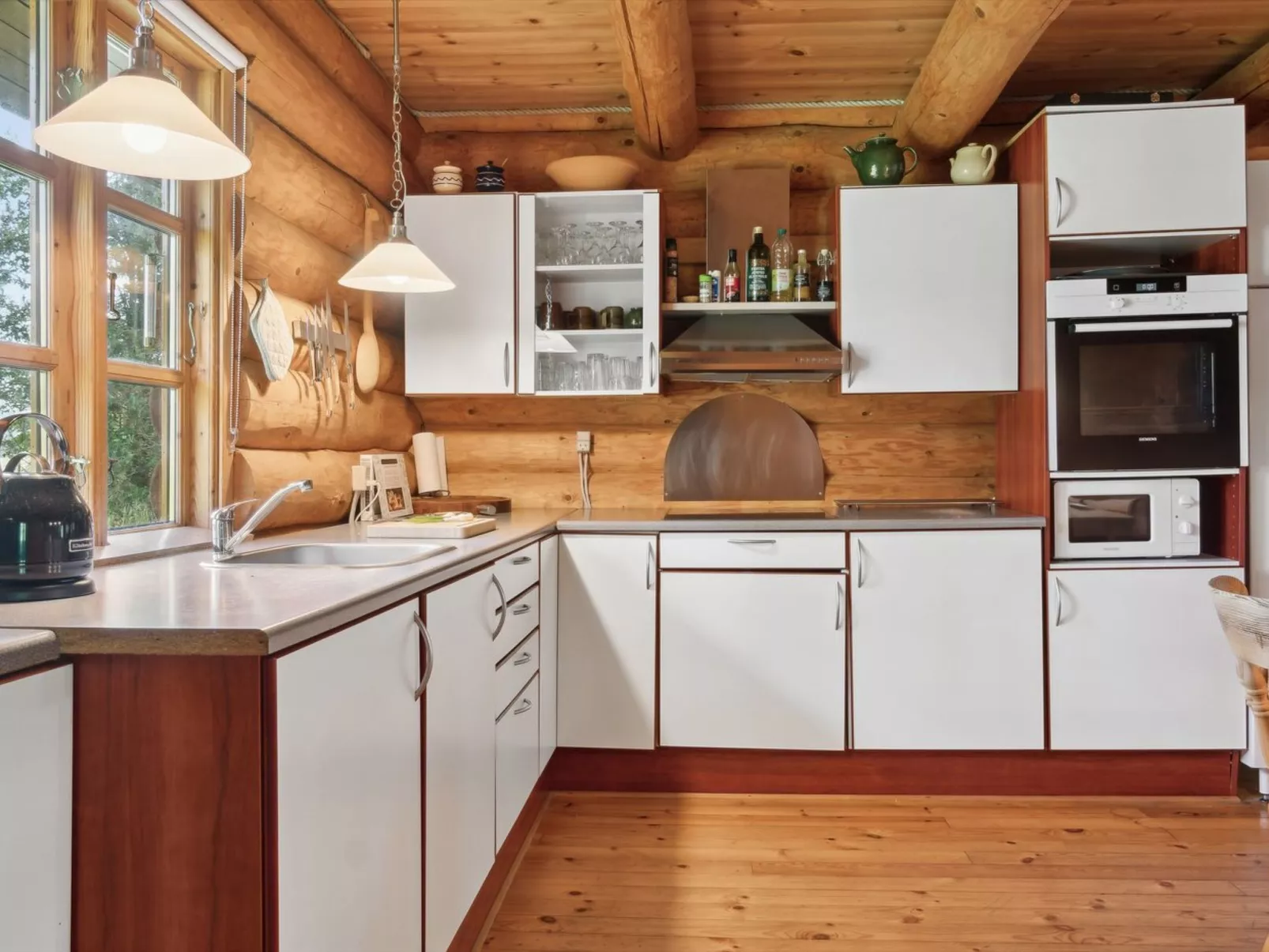 "Elsia" - 1.5km to the fjord-Binnen