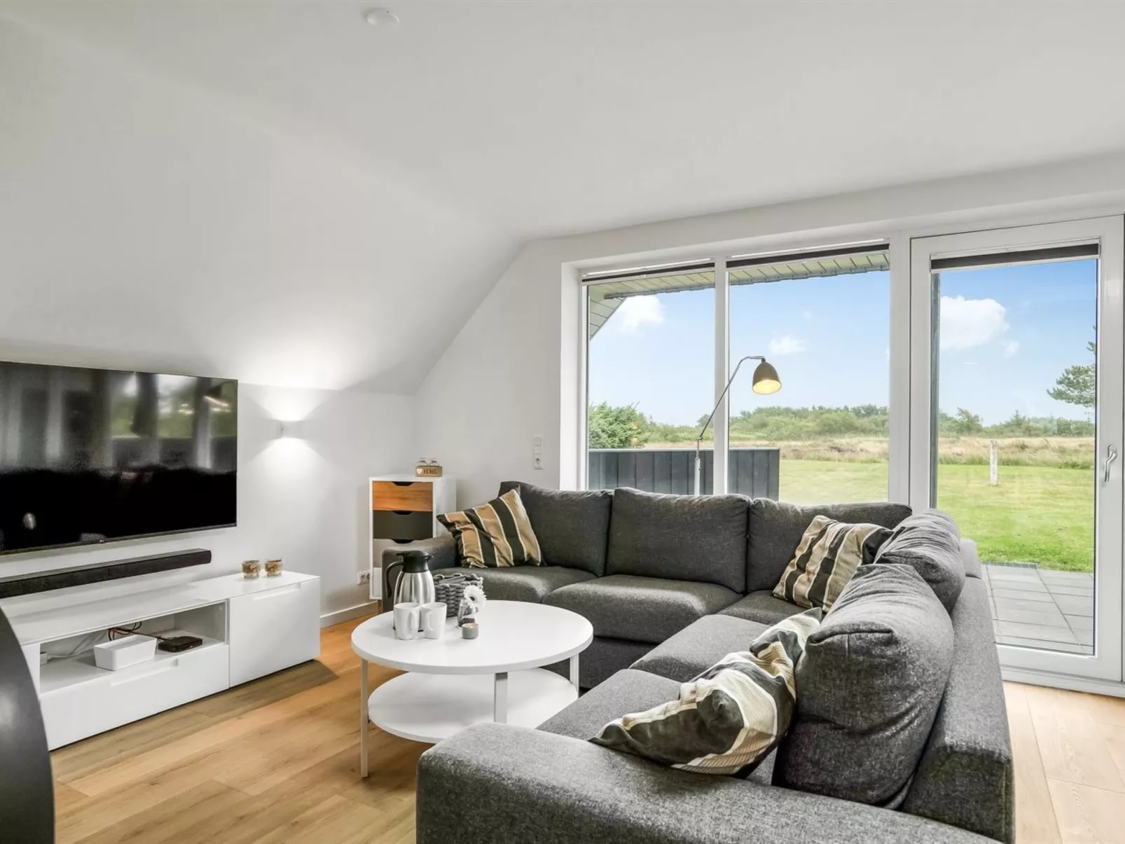 "Hejdie" - 150m from the sea-Binnen