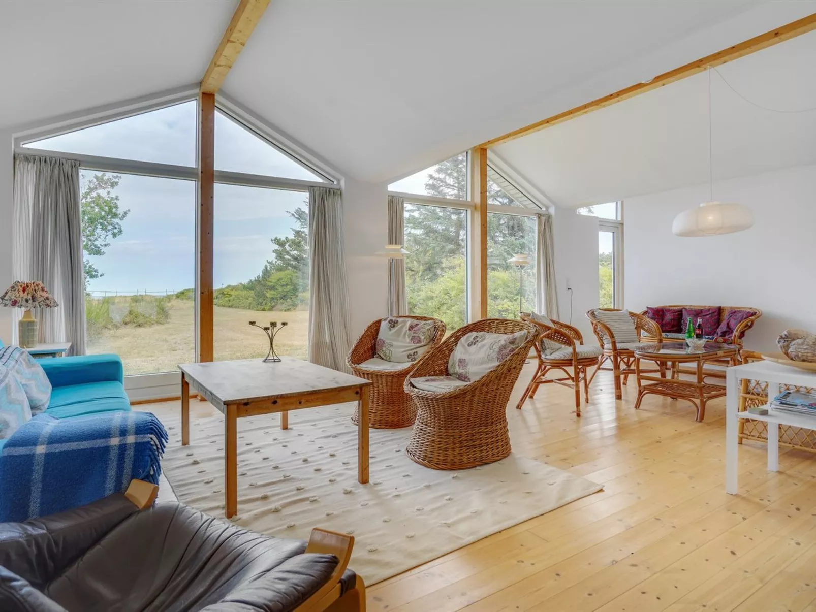 "Carmen" - 25m from the sea-Binnen