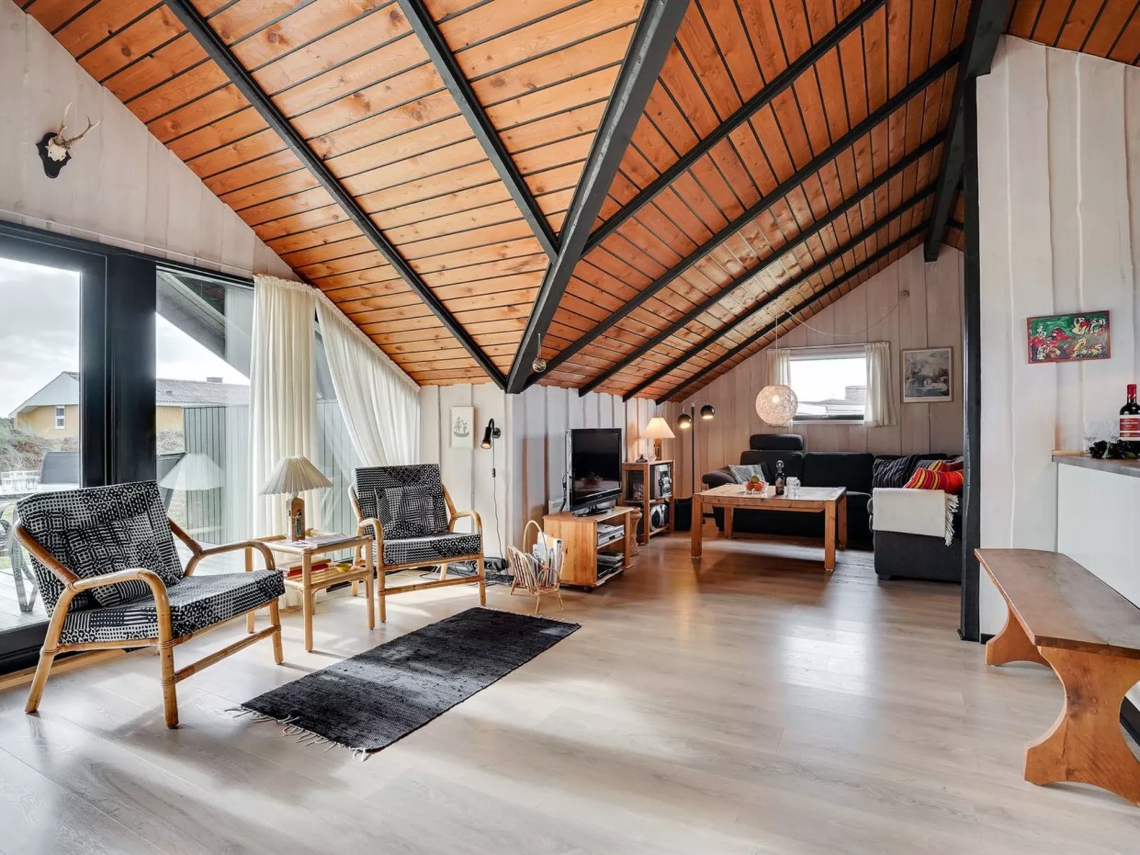 "Ardan" -  from the sea-Binnen