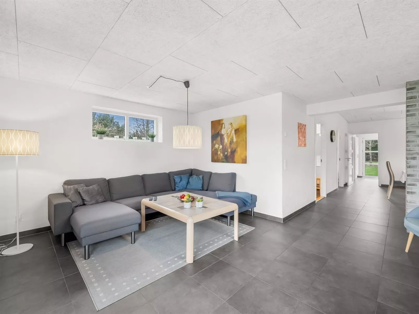 "Jarven" - 500m to the fjord-Binnen