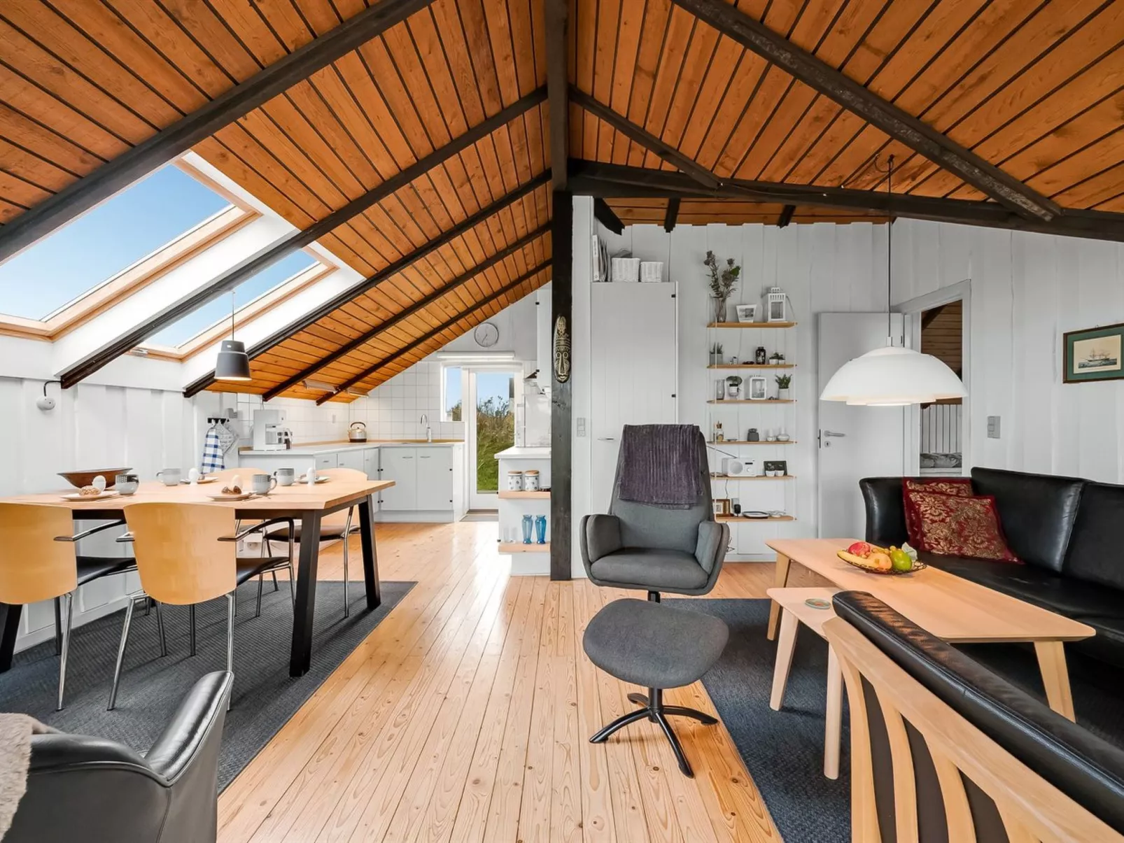 "Olesia" - 250m from the sea-Binnen