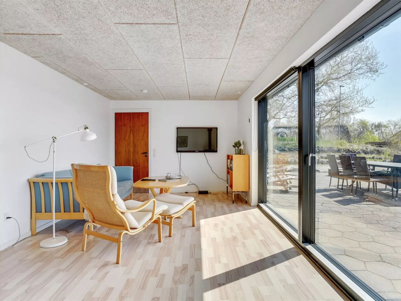 "Emin" - 100m from the sea-Binnen