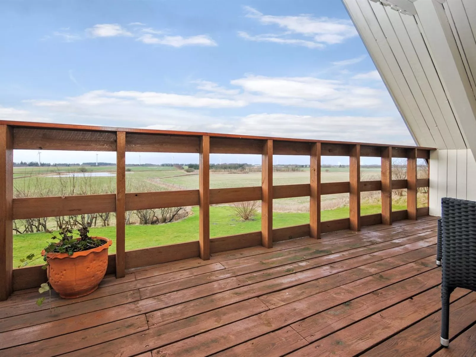 "Millie" - 3km to the fjord-Buiten