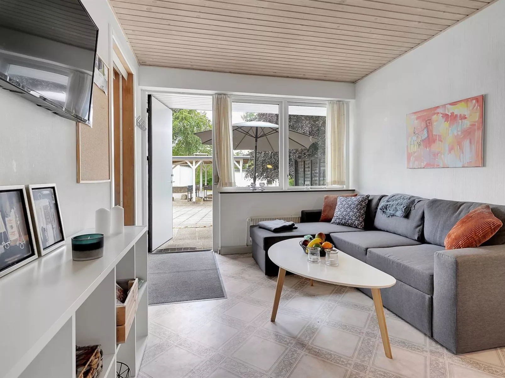 "Iida" - 20km from the sea-Binnen