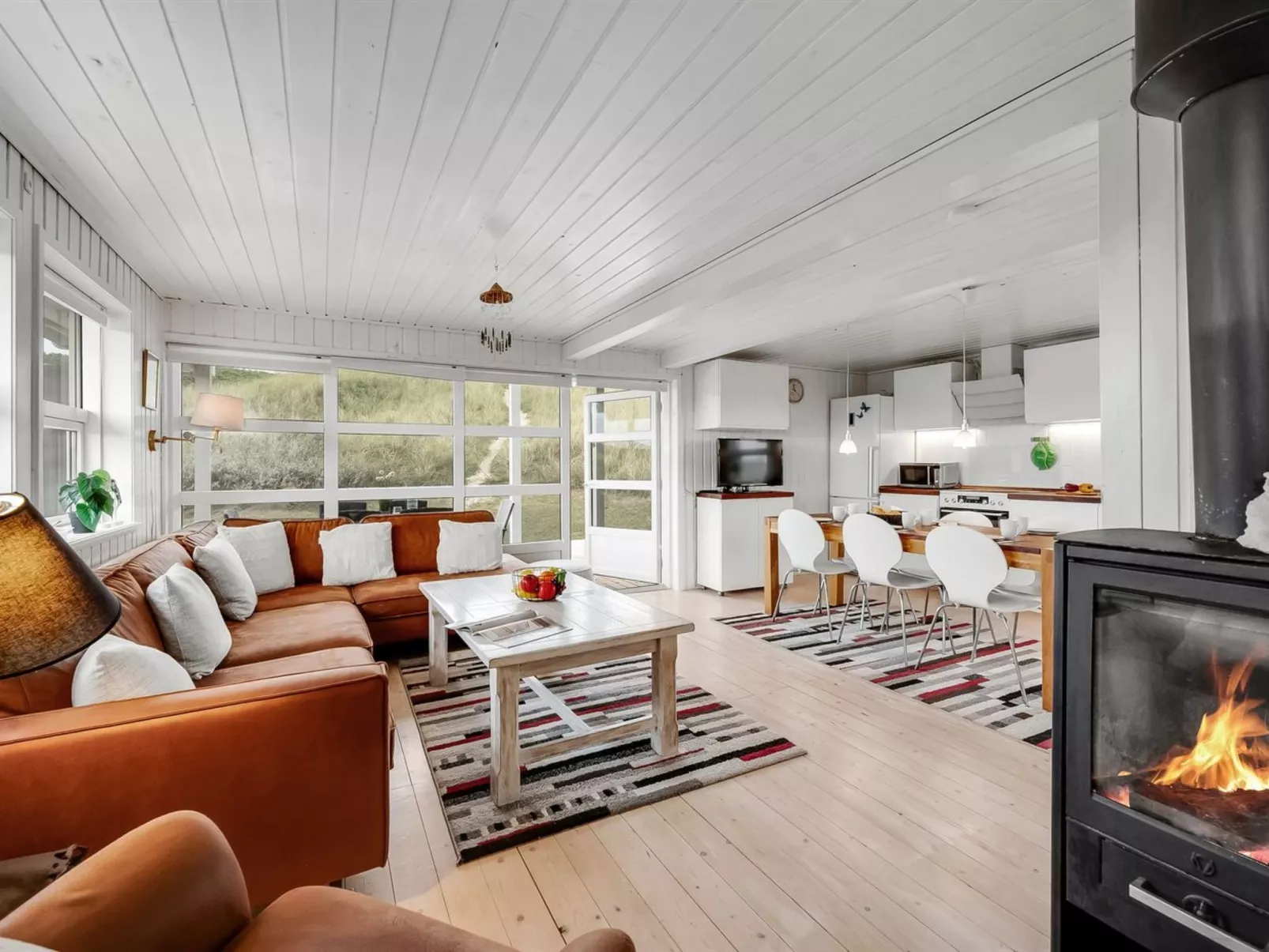 "Amandus" - 100m from the sea-Binnen