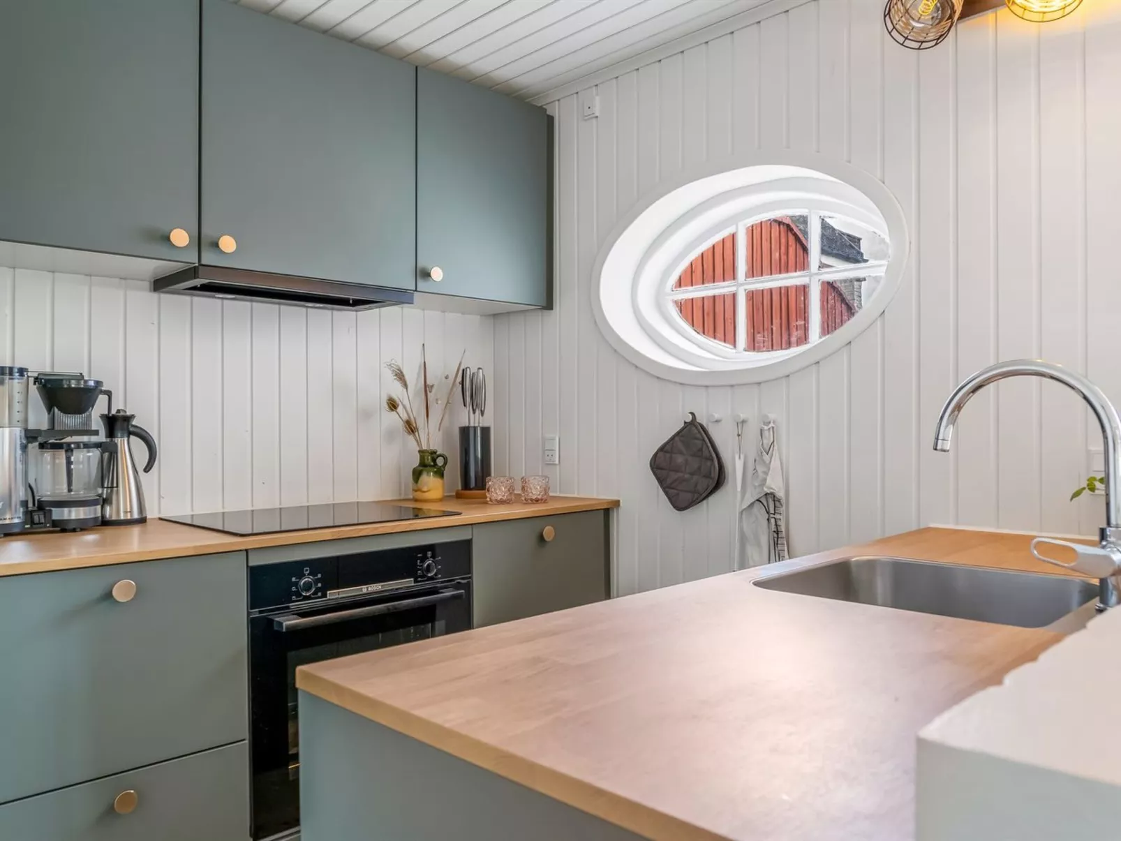 "Edmond" - 150m from the sea-Binnen