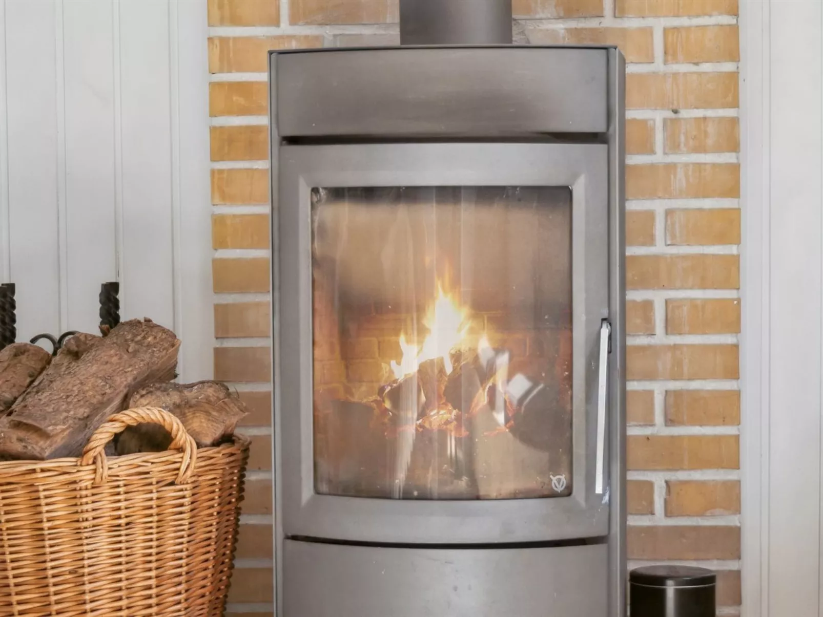 "Nadia" - 300m to the fjord-Binnen