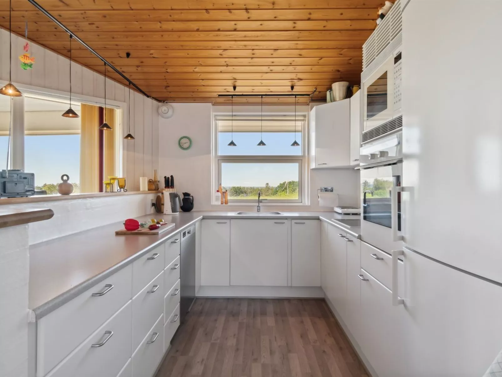 "Garbine" - 400m from the sea-Binnen