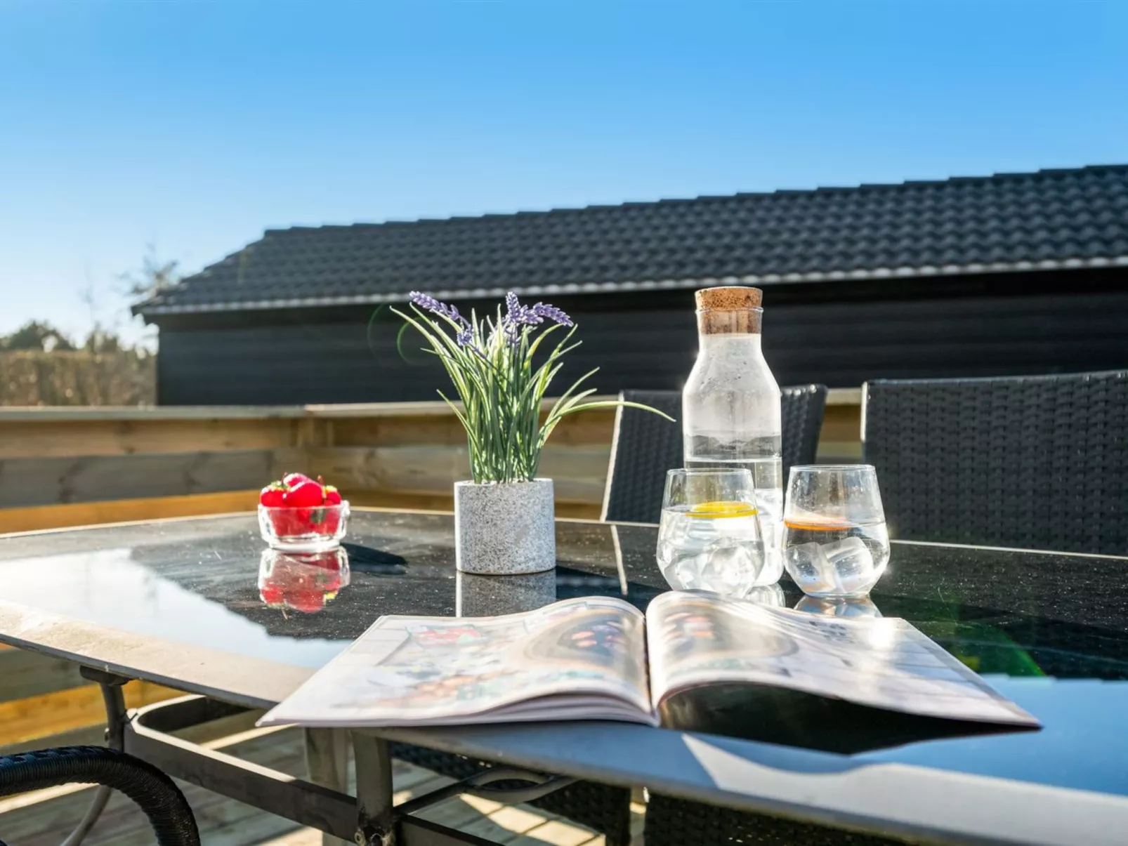 "Malti" - 1.3km from the sea-Buiten