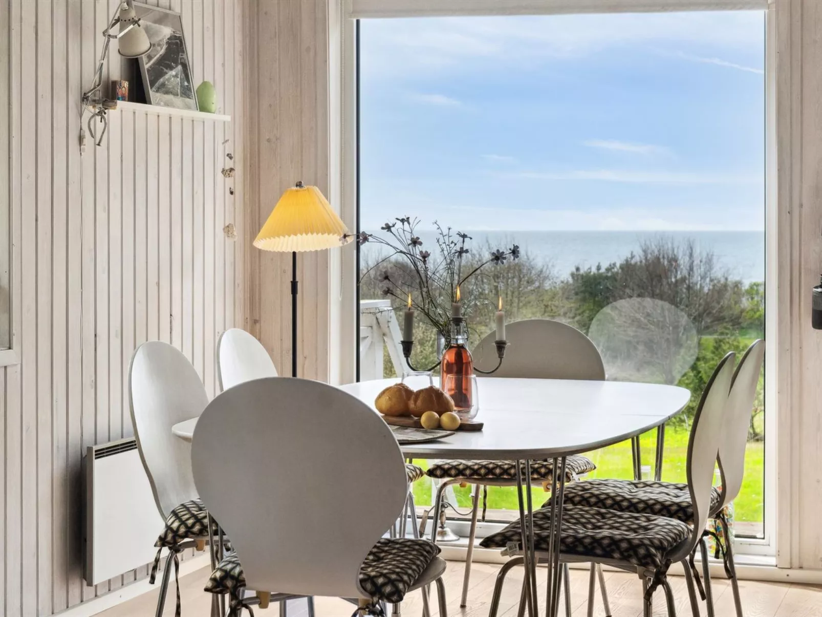 "Marius" - 30m from the sea-Binnen