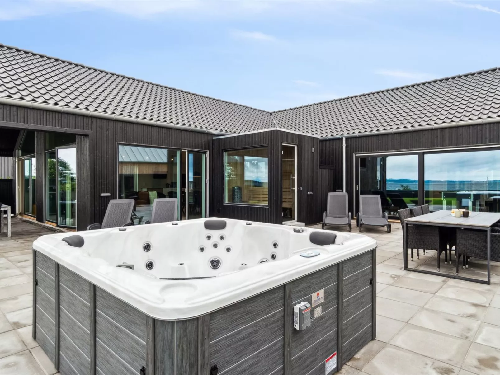 "Straale" - 50m from the sea-Buiten