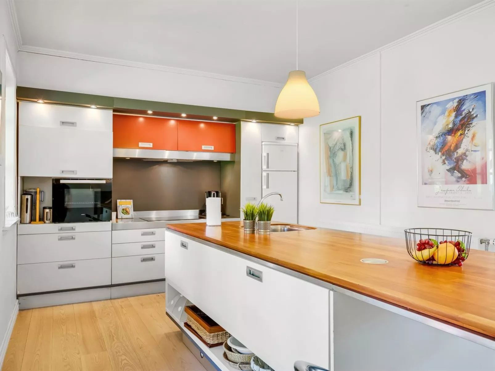 "Ejnarine" - 600m to the fjord-Binnen