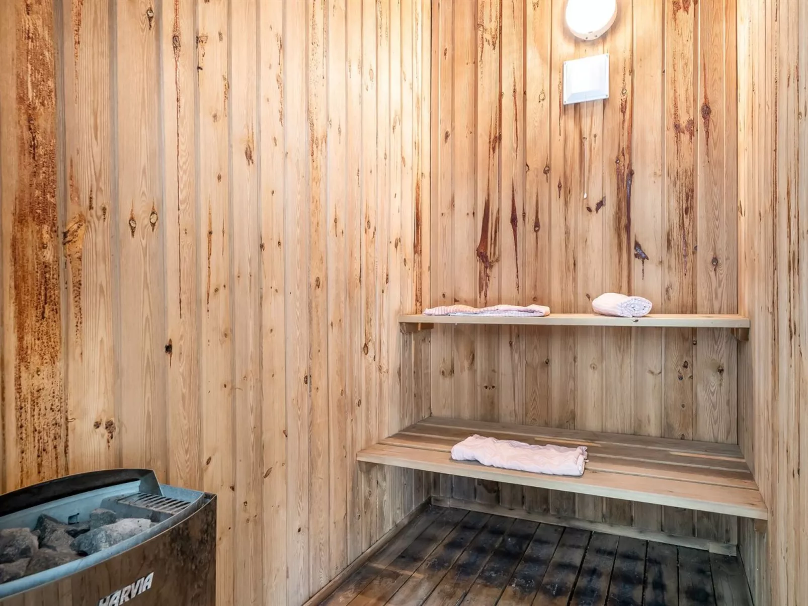 "Karmen" - 250m to the fjord-Binnen