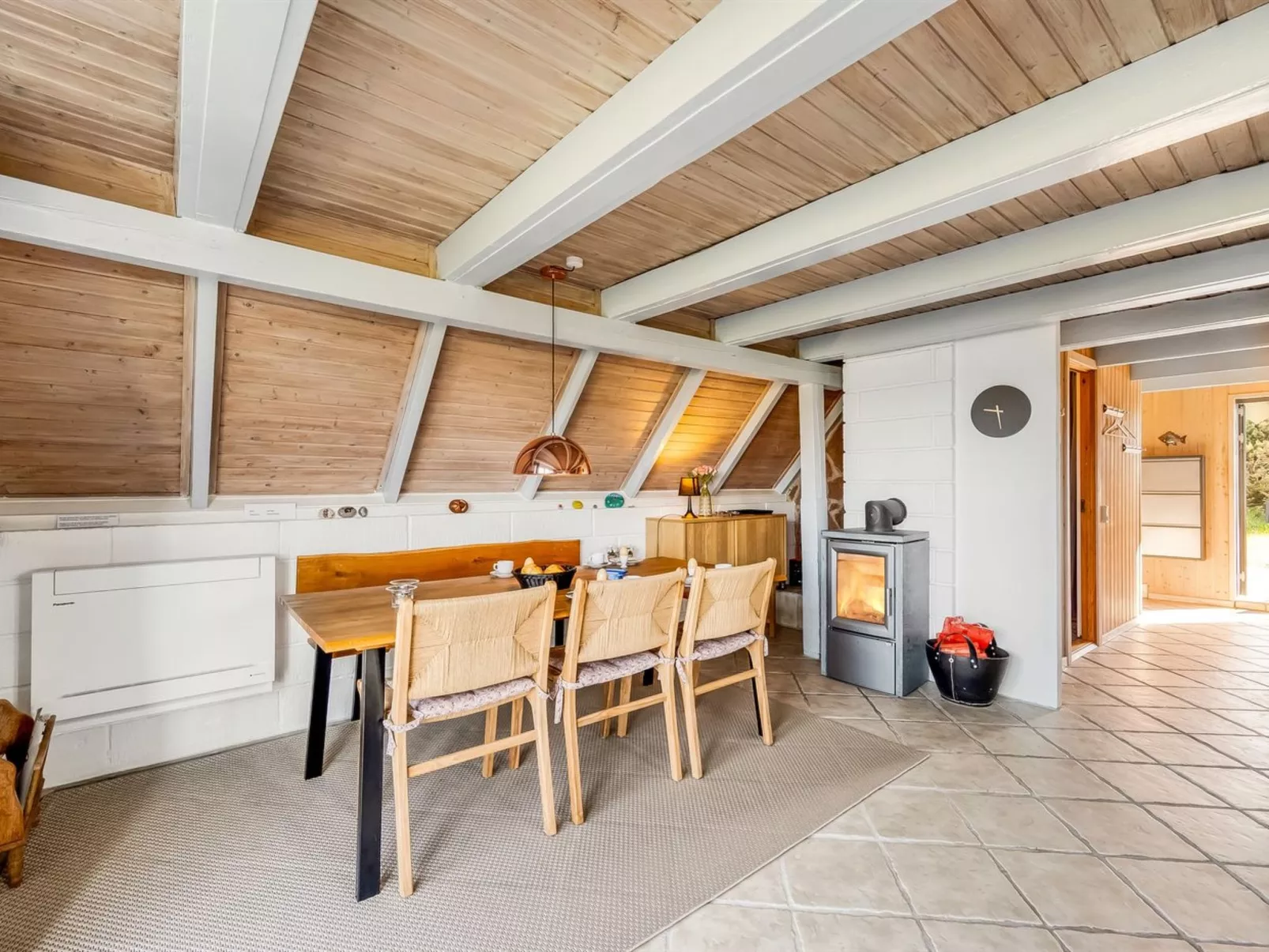 "Arlina" - 600m from the sea-Binnen