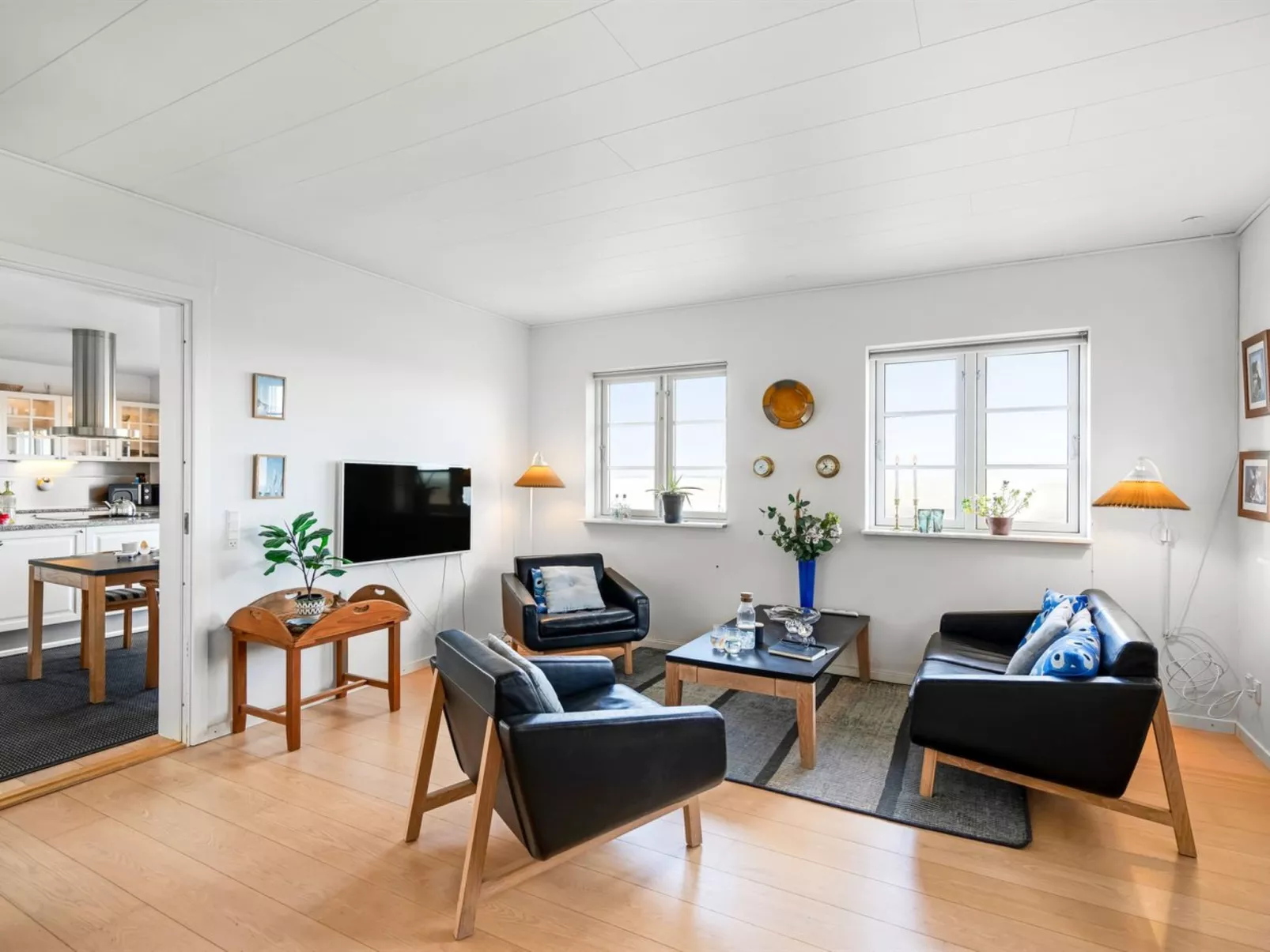 "Evamaria" - 10m from the sea-Binnen