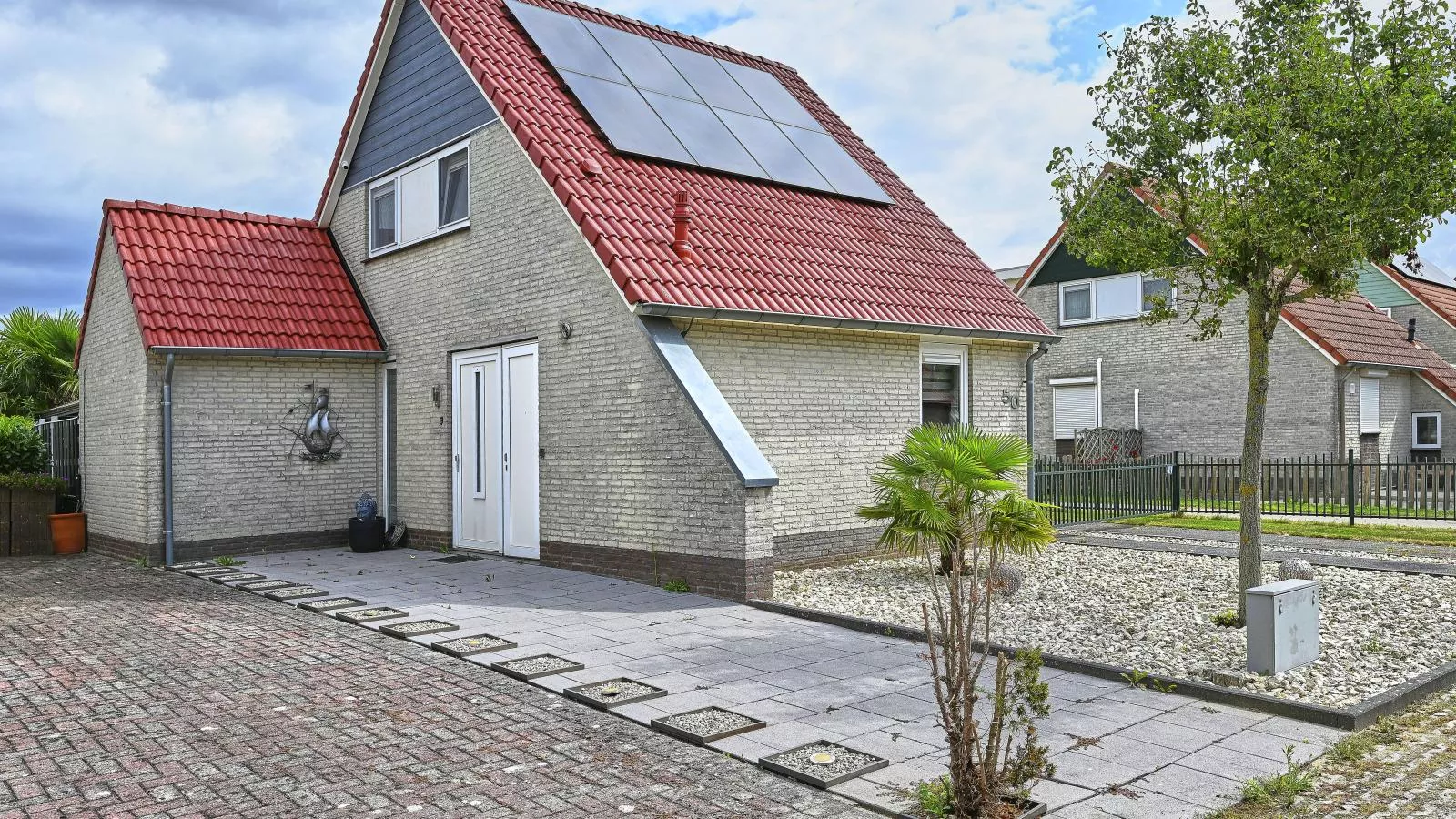 Maaszicht-Buitenkant zomer